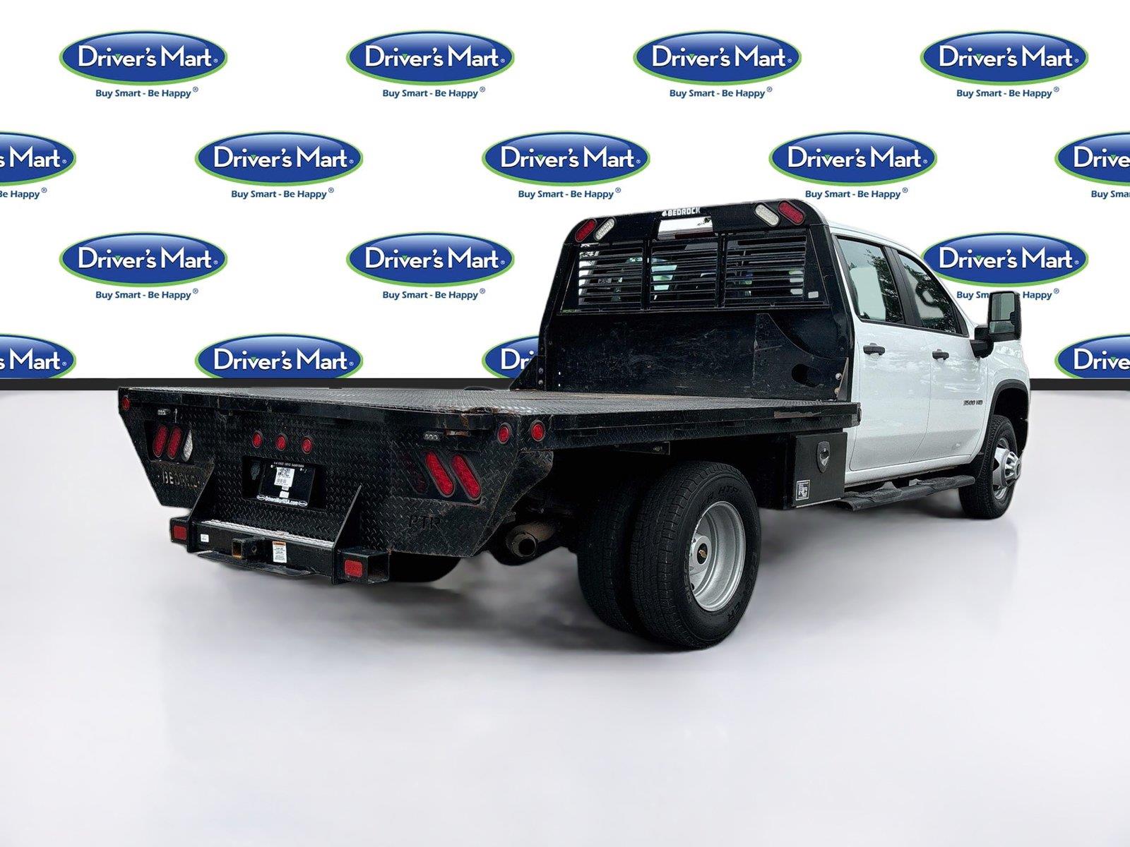 2023 Chevrolet Silverado 3500HD CC Work Truck