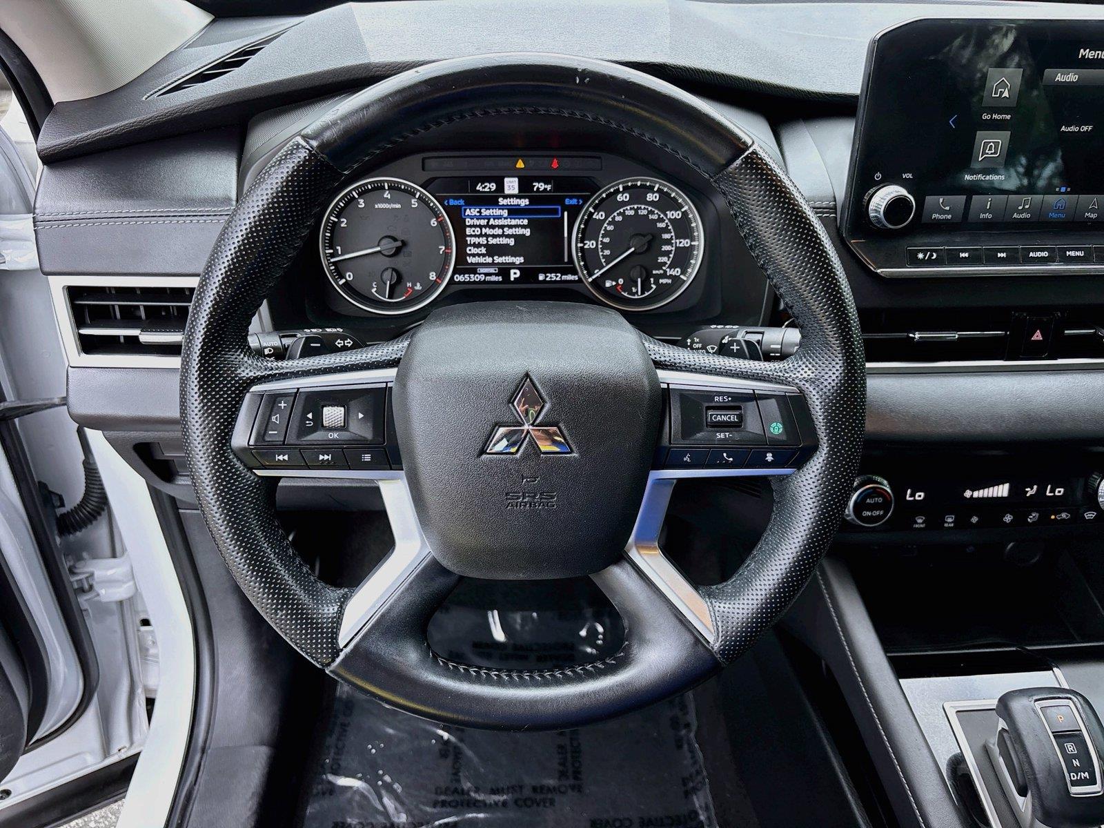 2022 Mitsubishi Outlander SE