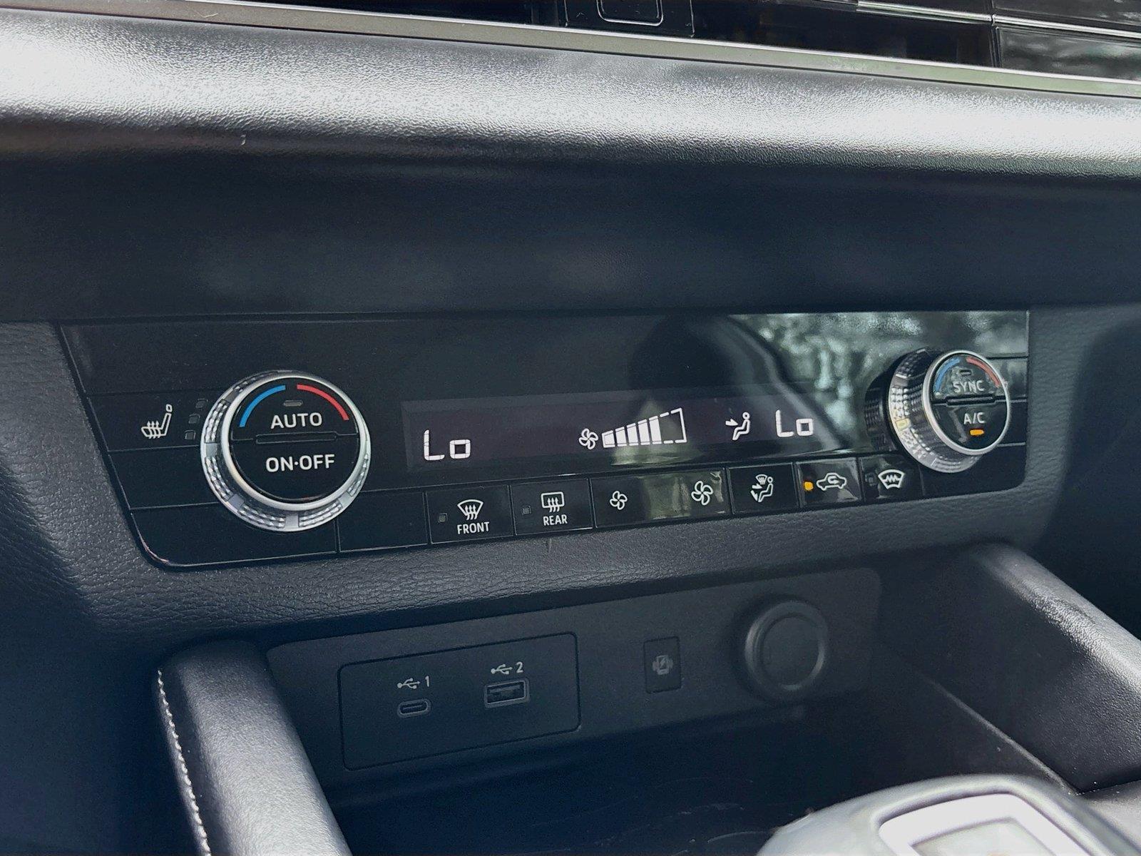 2022 Mitsubishi Outlander SE