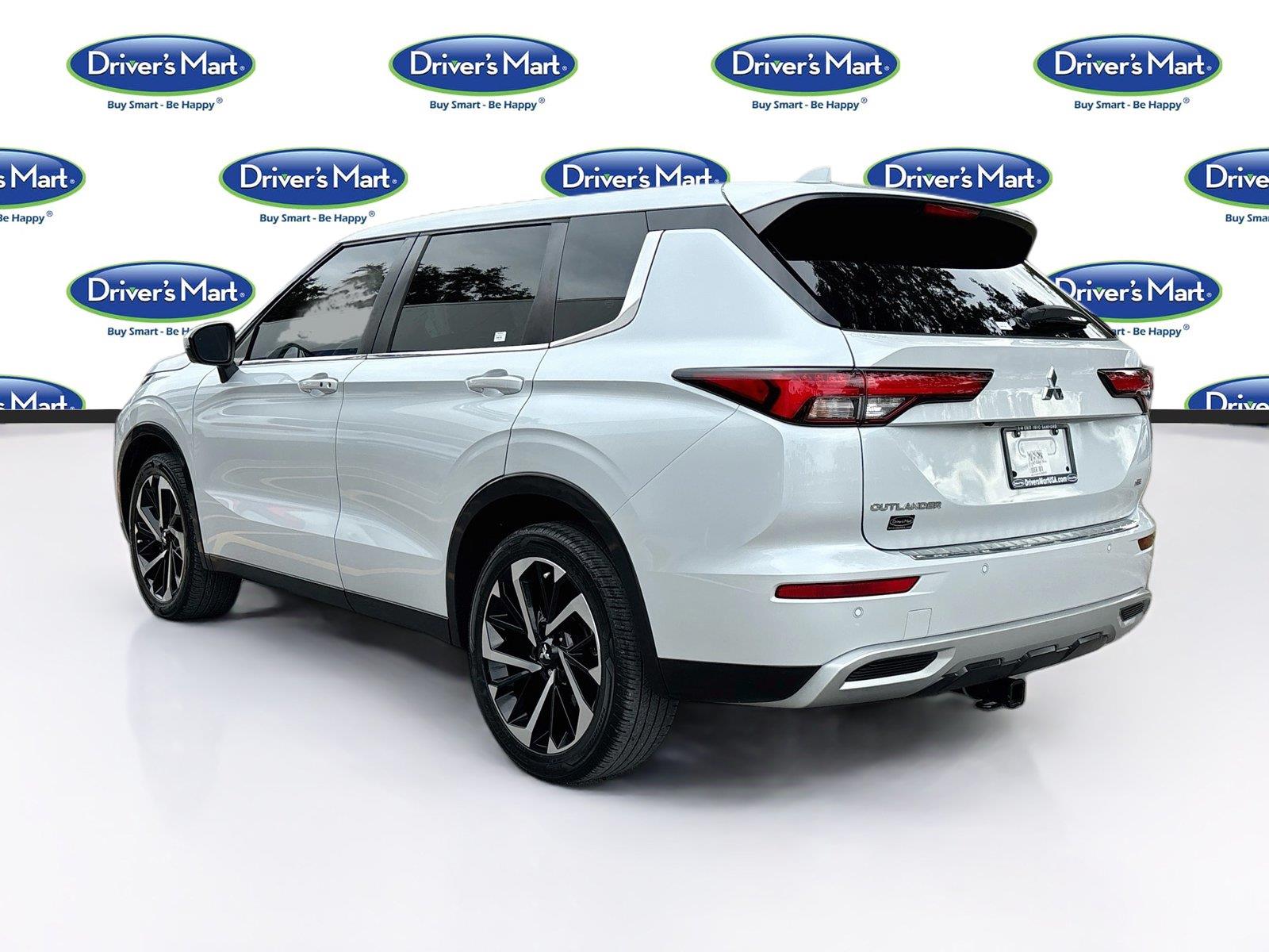 2022 Mitsubishi Outlander SE