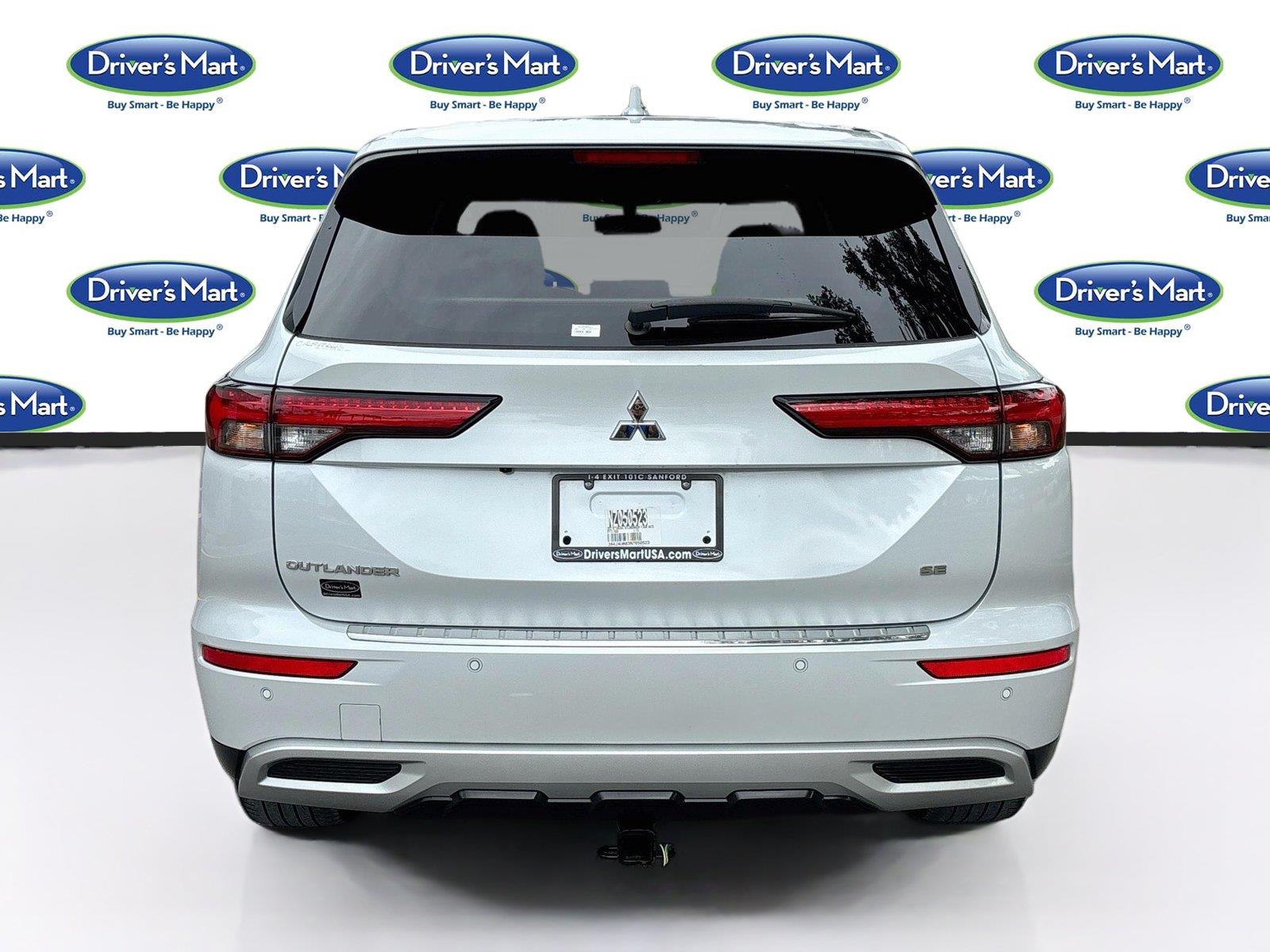 2022 Mitsubishi Outlander SE