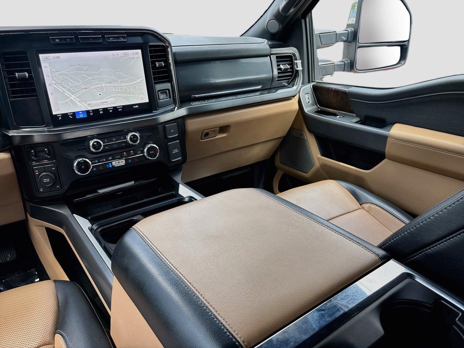 2023 Ford Super Duty F-250 SRW LARIAT