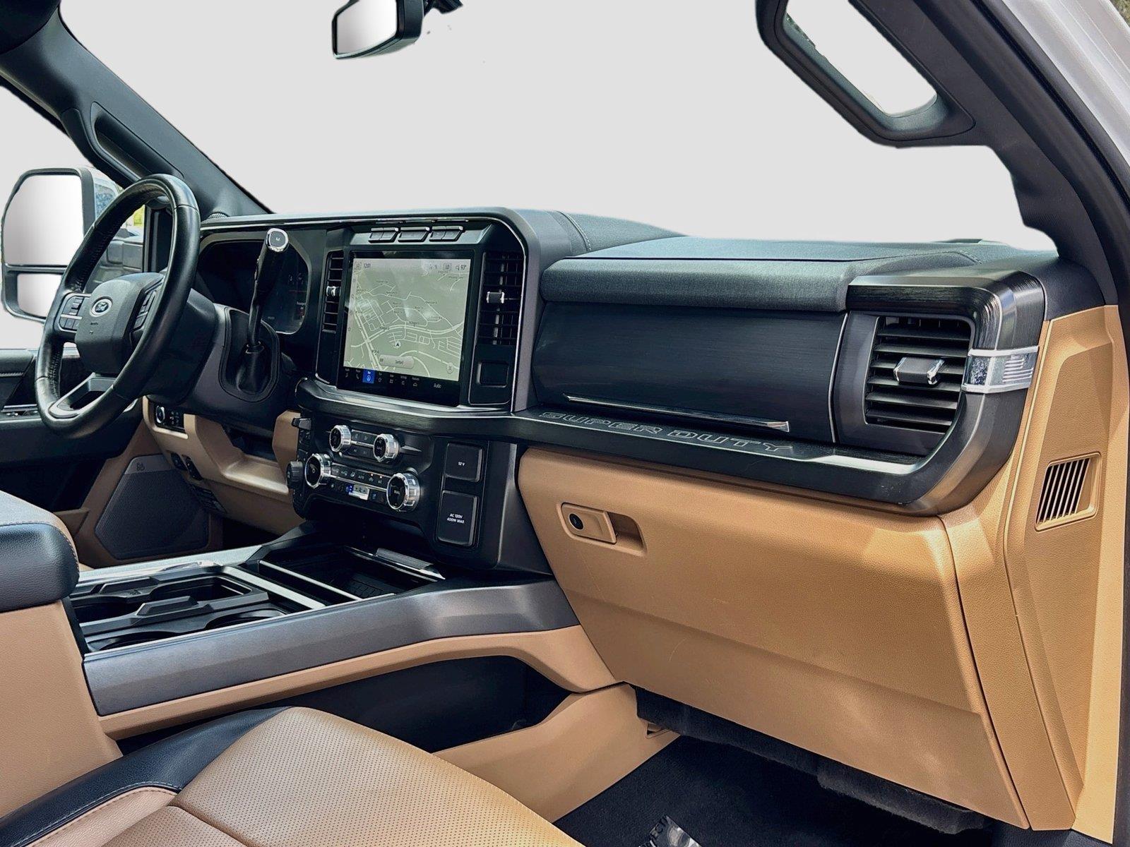 2023 Ford Super Duty F-250 SRW LARIAT