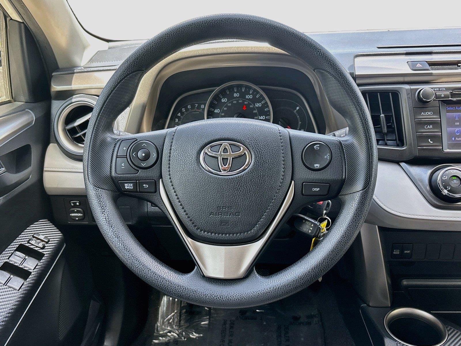 2014 Toyota RAV4 LE