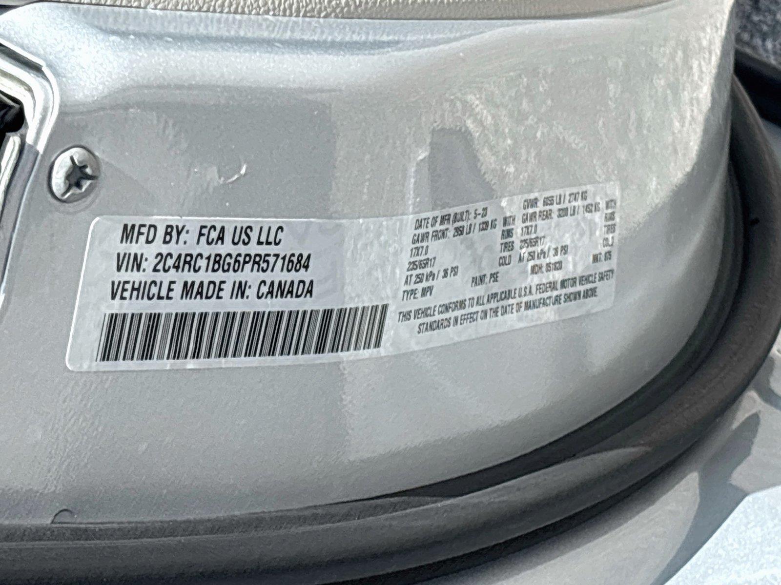 2023 Chrysler Pacifica Touring L