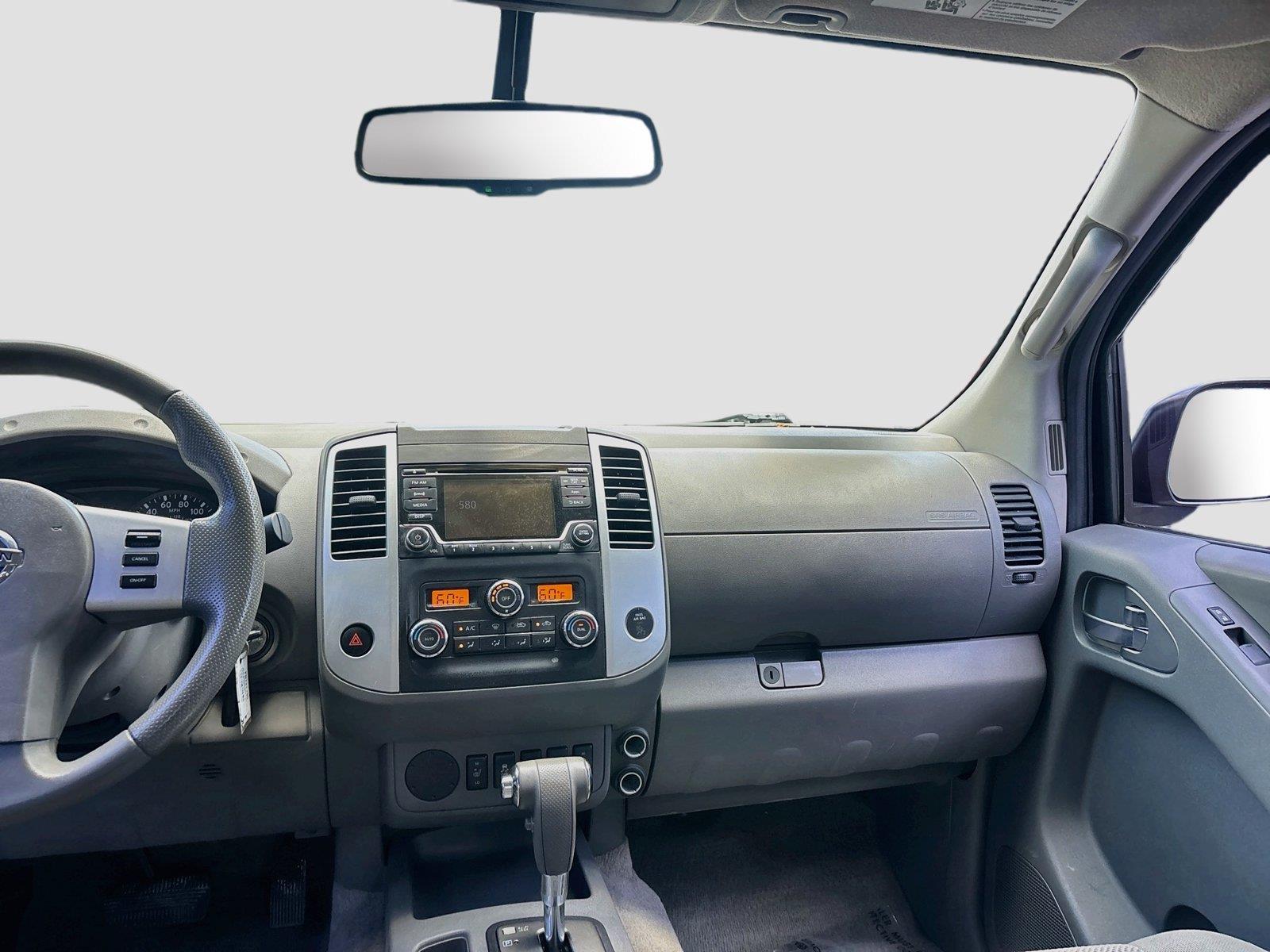 2015 Nissan Frontier SV