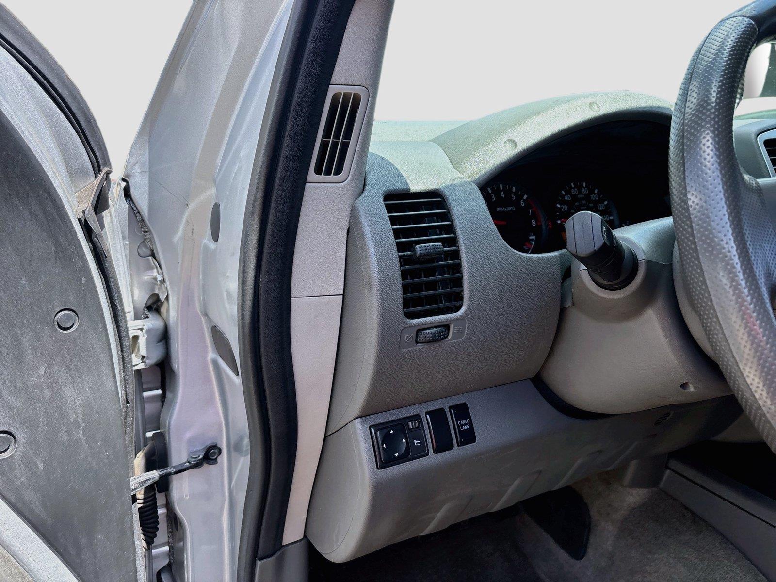2015 Nissan Frontier SV