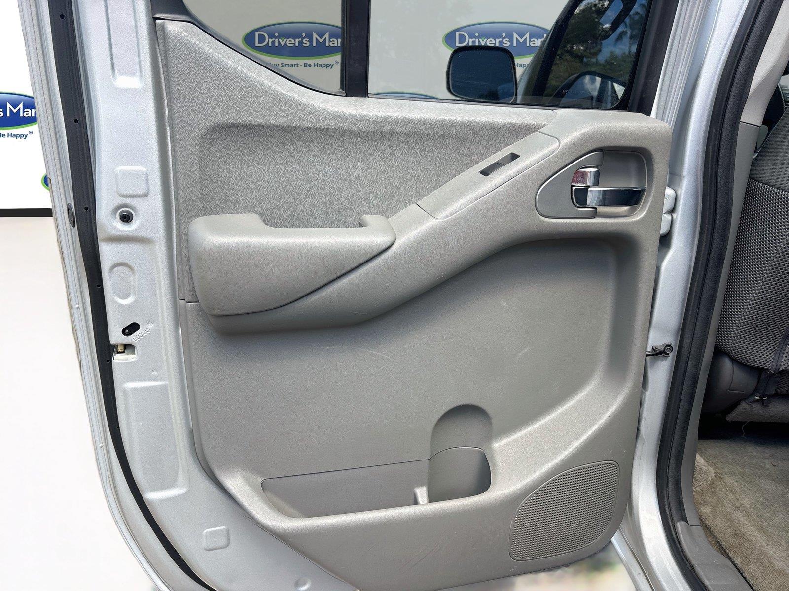 2015 Nissan Frontier SV