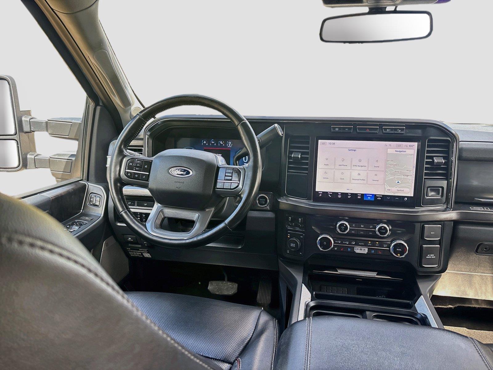 2023 Ford Super Duty F-250 SRW LARIAT