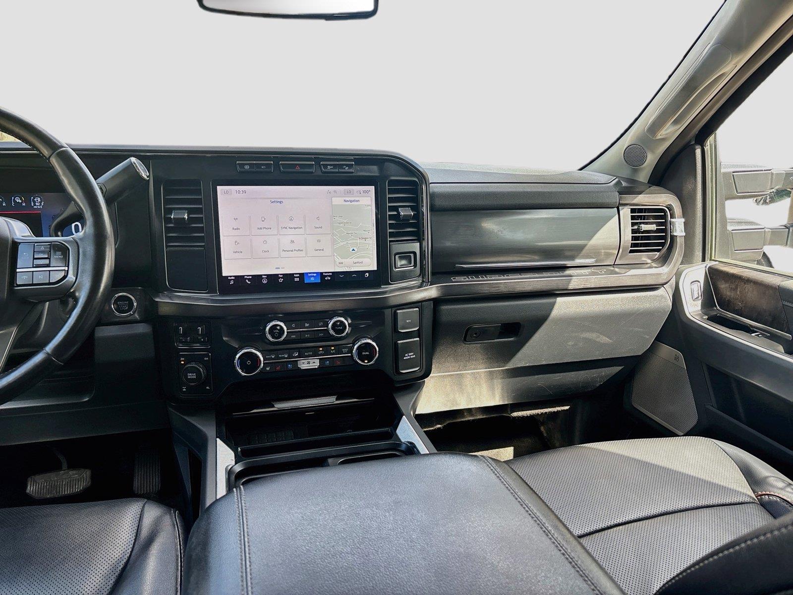 2023 Ford Super Duty F-250 SRW LARIAT