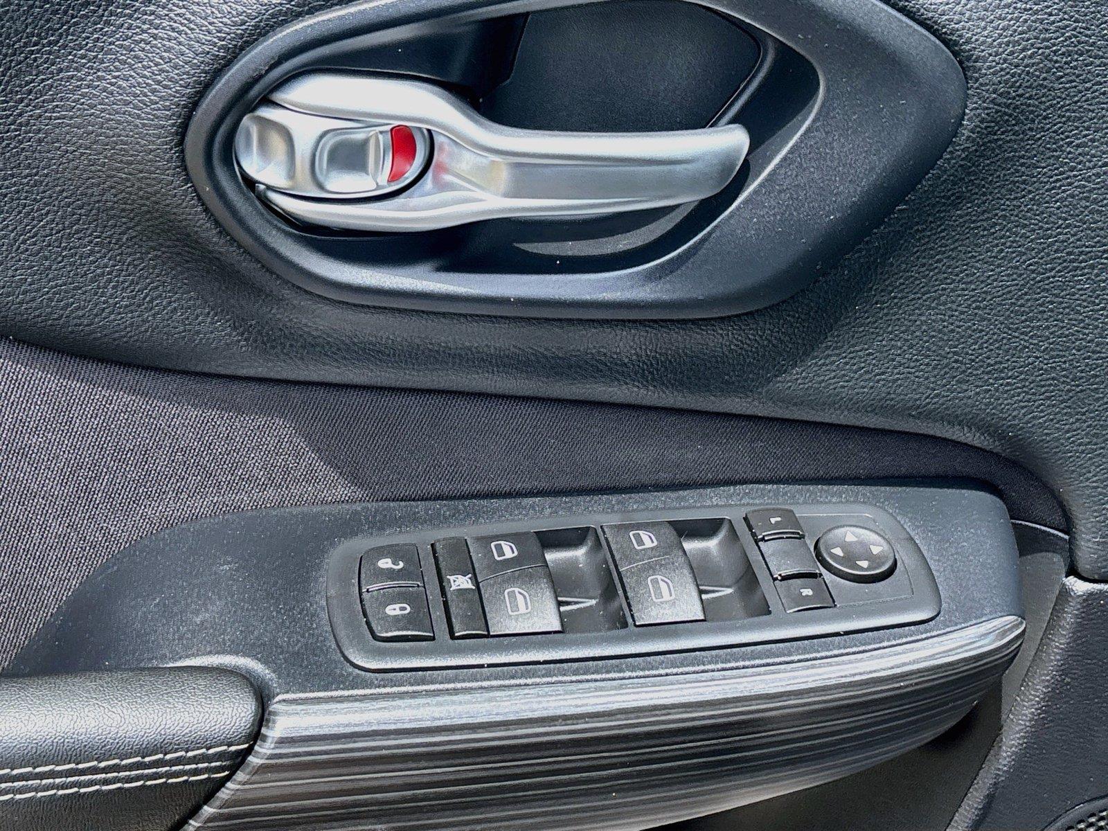 2016 Jeep Cherokee Altitude