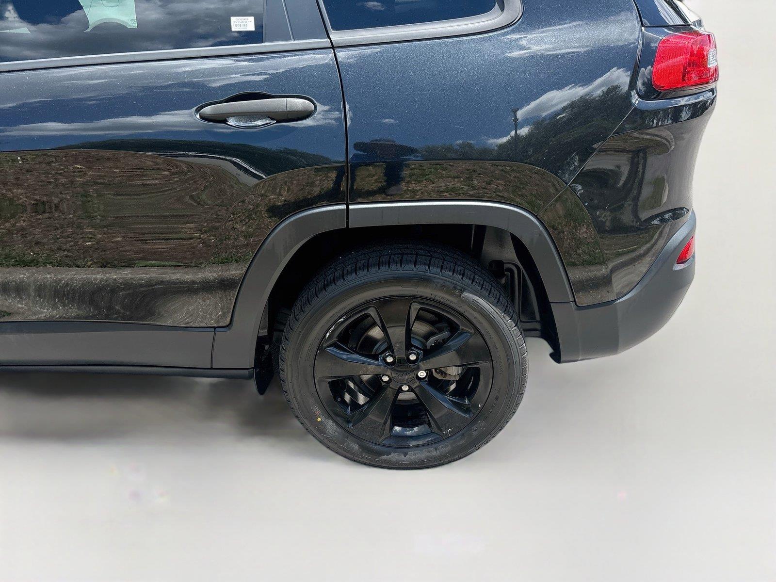 2016 Jeep Cherokee Altitude