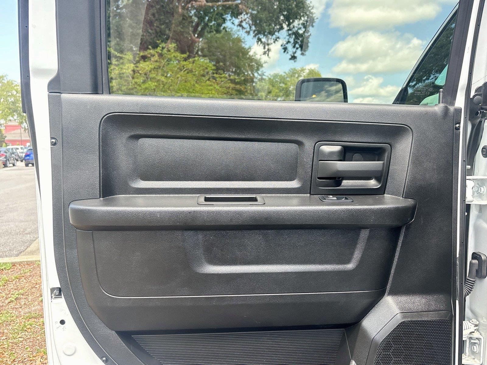 2023 Ram 3500 Chassis Cab Tradesman