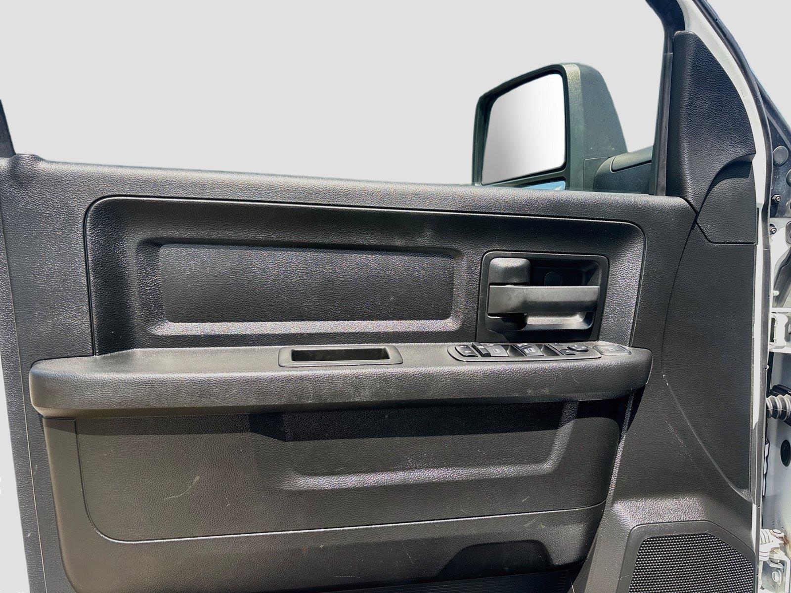 2023 Ram 3500 Chassis Cab Tradesman