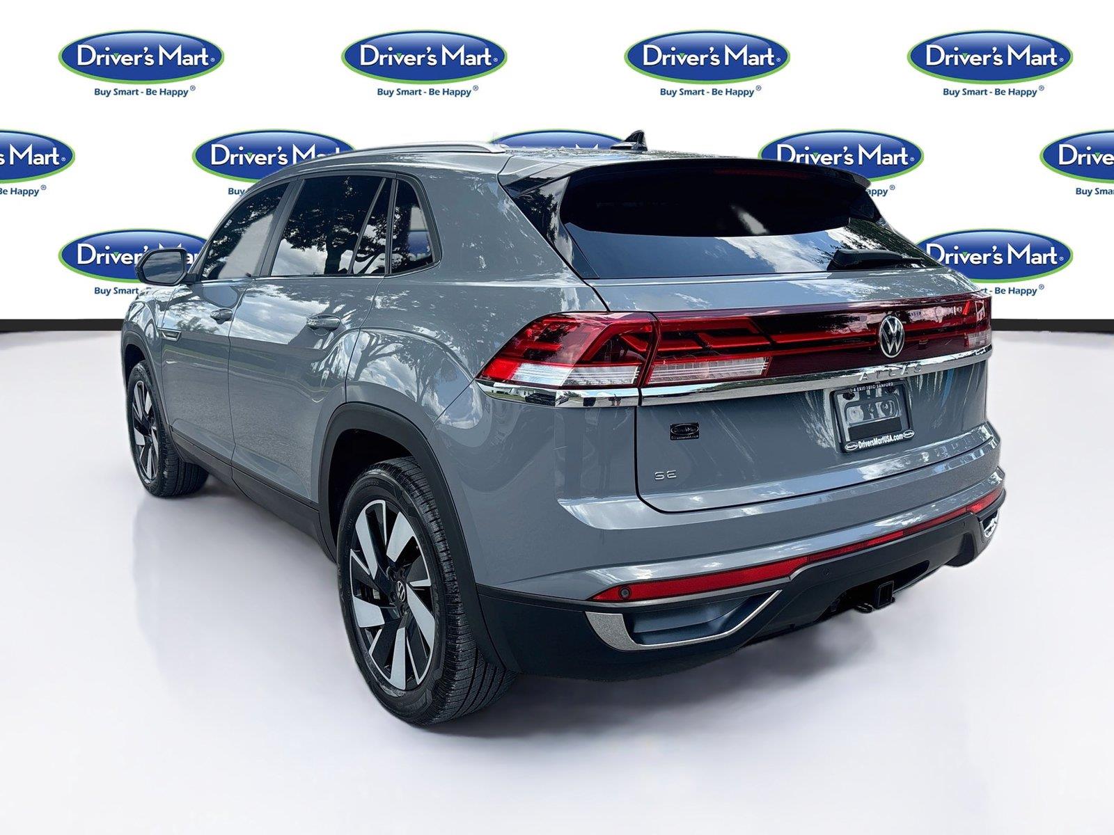 2025 Volkswagen Atlas Cross Sport 2.0T SE w/Technology