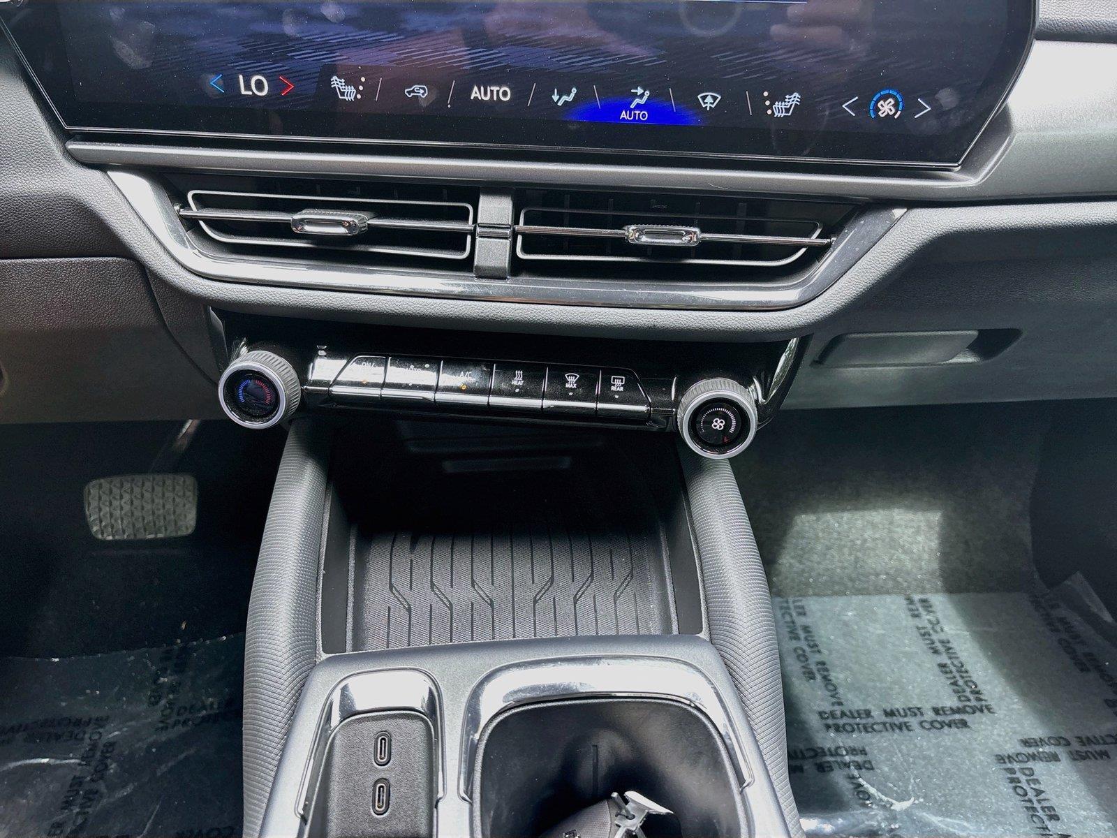 2024 Chevrolet Equinox EV RS