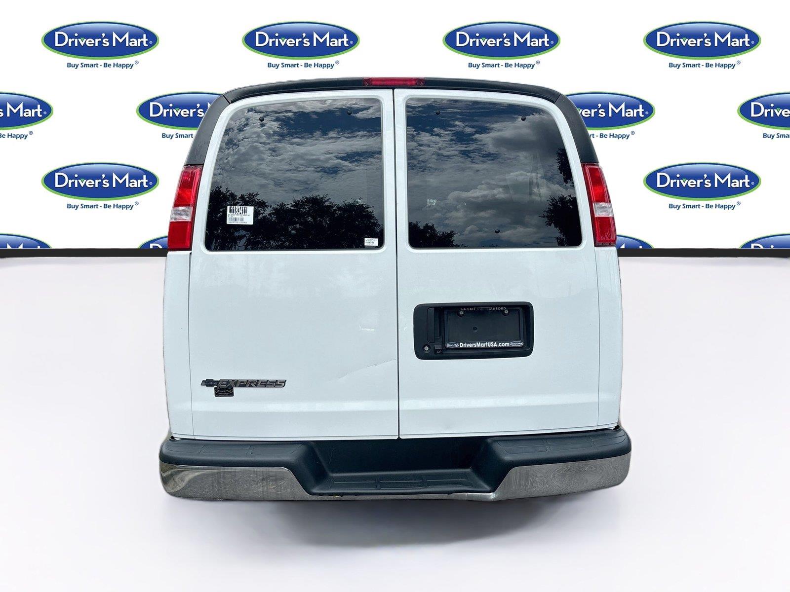 2020 Chevrolet Express Passenger LT