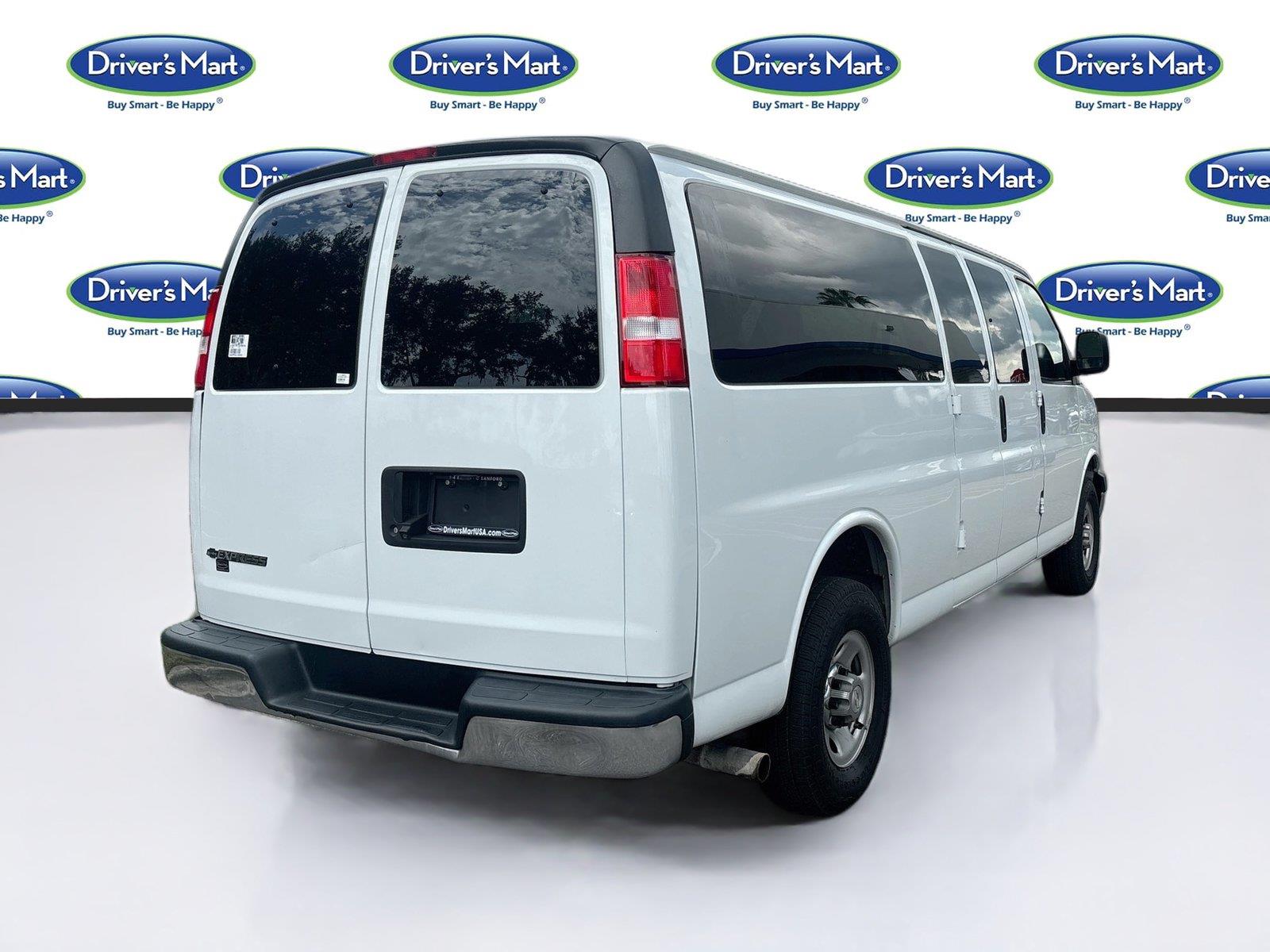 2020 Chevrolet Express Passenger LT