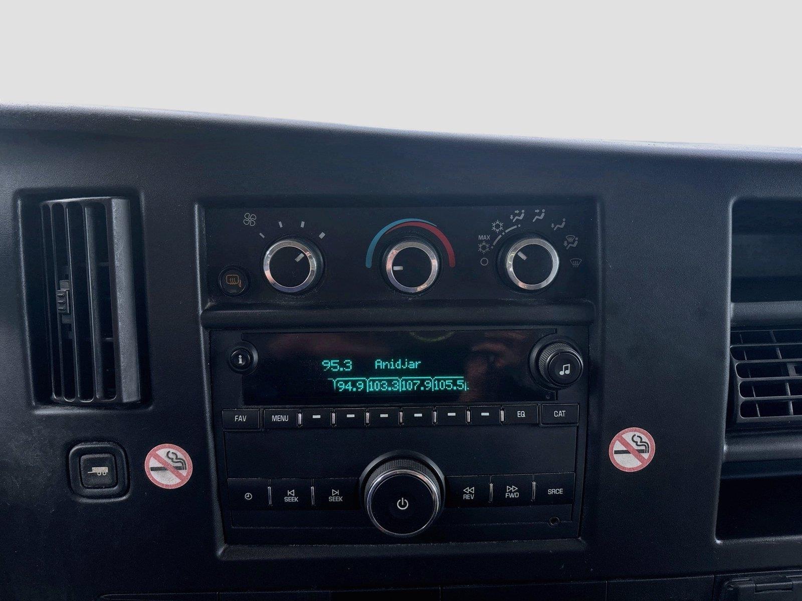 2020 Chevrolet Express Passenger LT