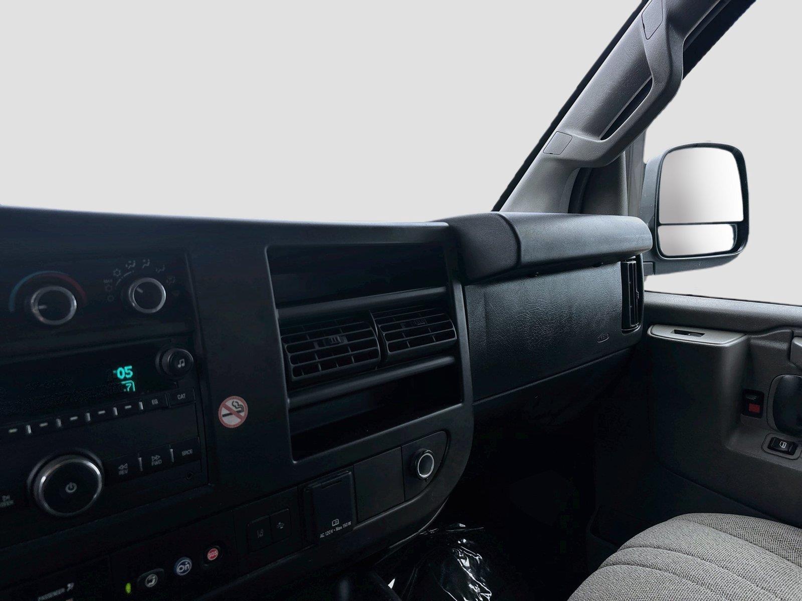 2020 Chevrolet Express Passenger LT