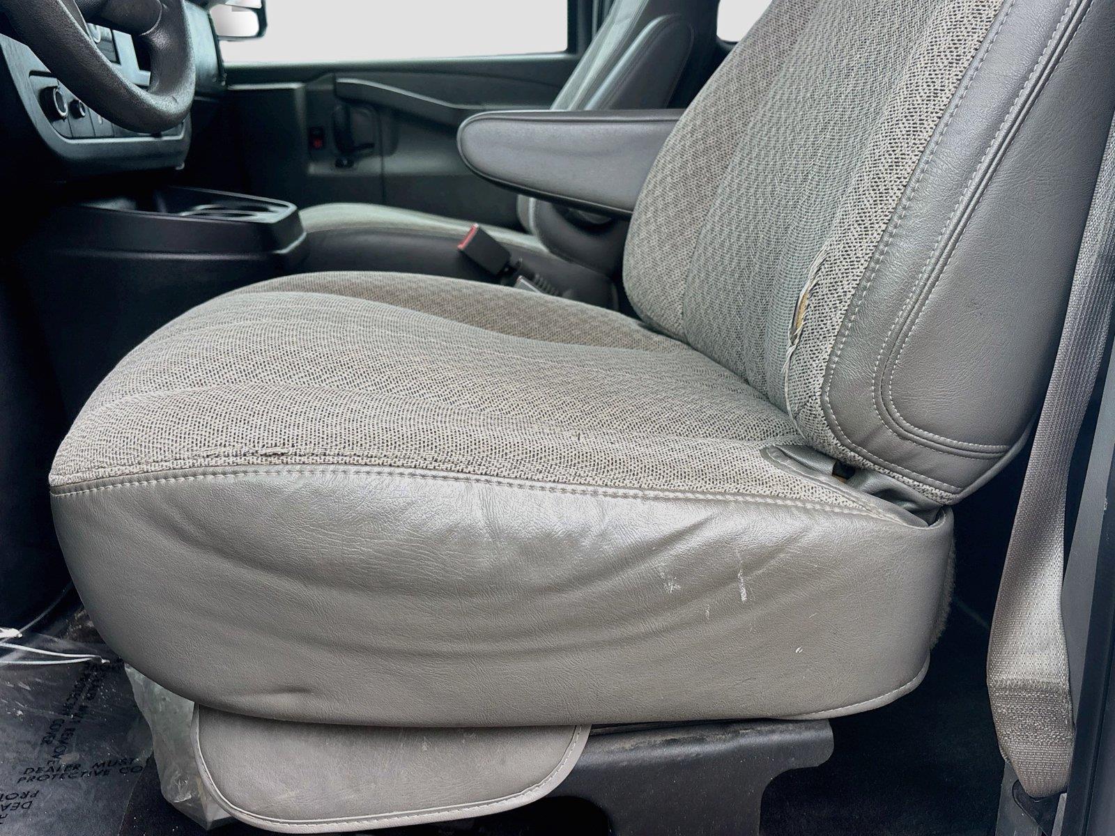 2020 Chevrolet Express Passenger LT