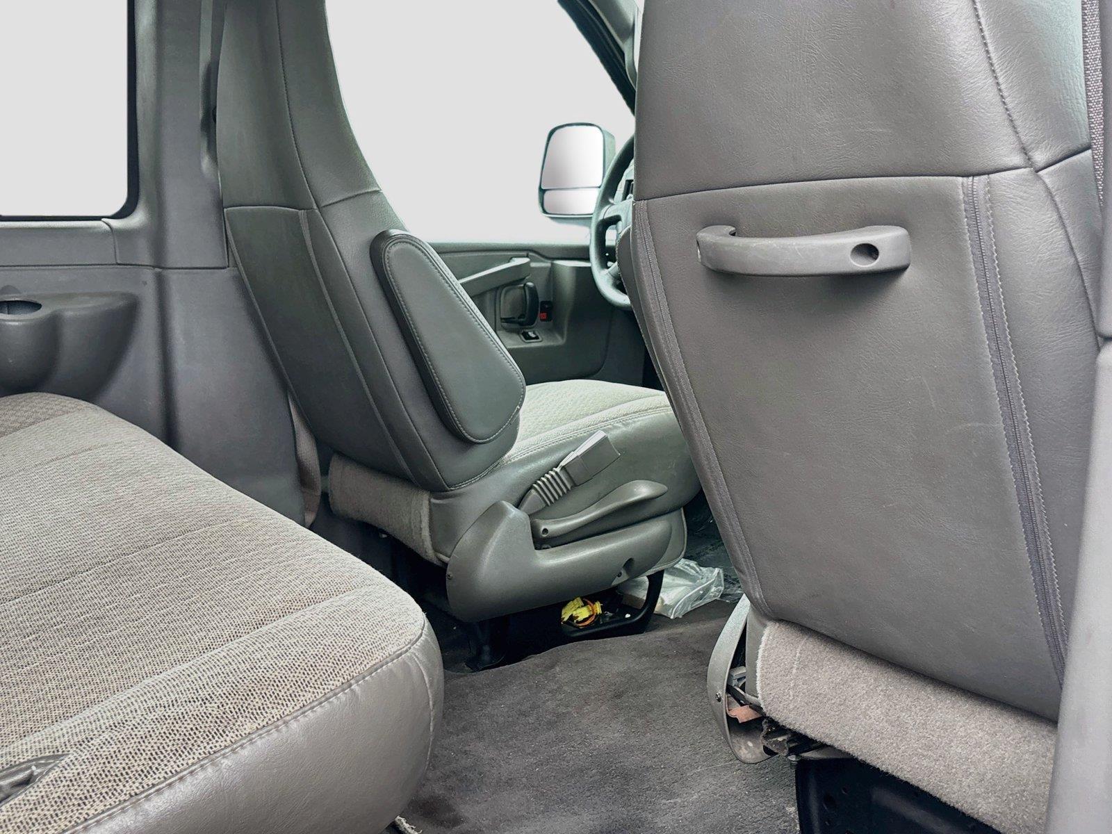 2020 Chevrolet Express Passenger LT