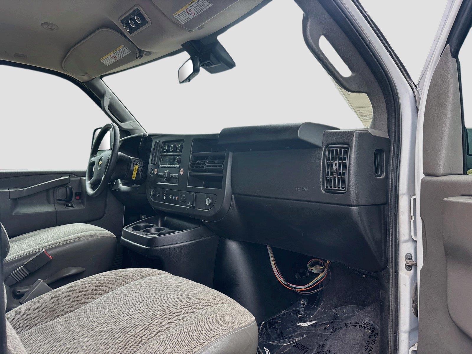 2020 Chevrolet Express Passenger LT