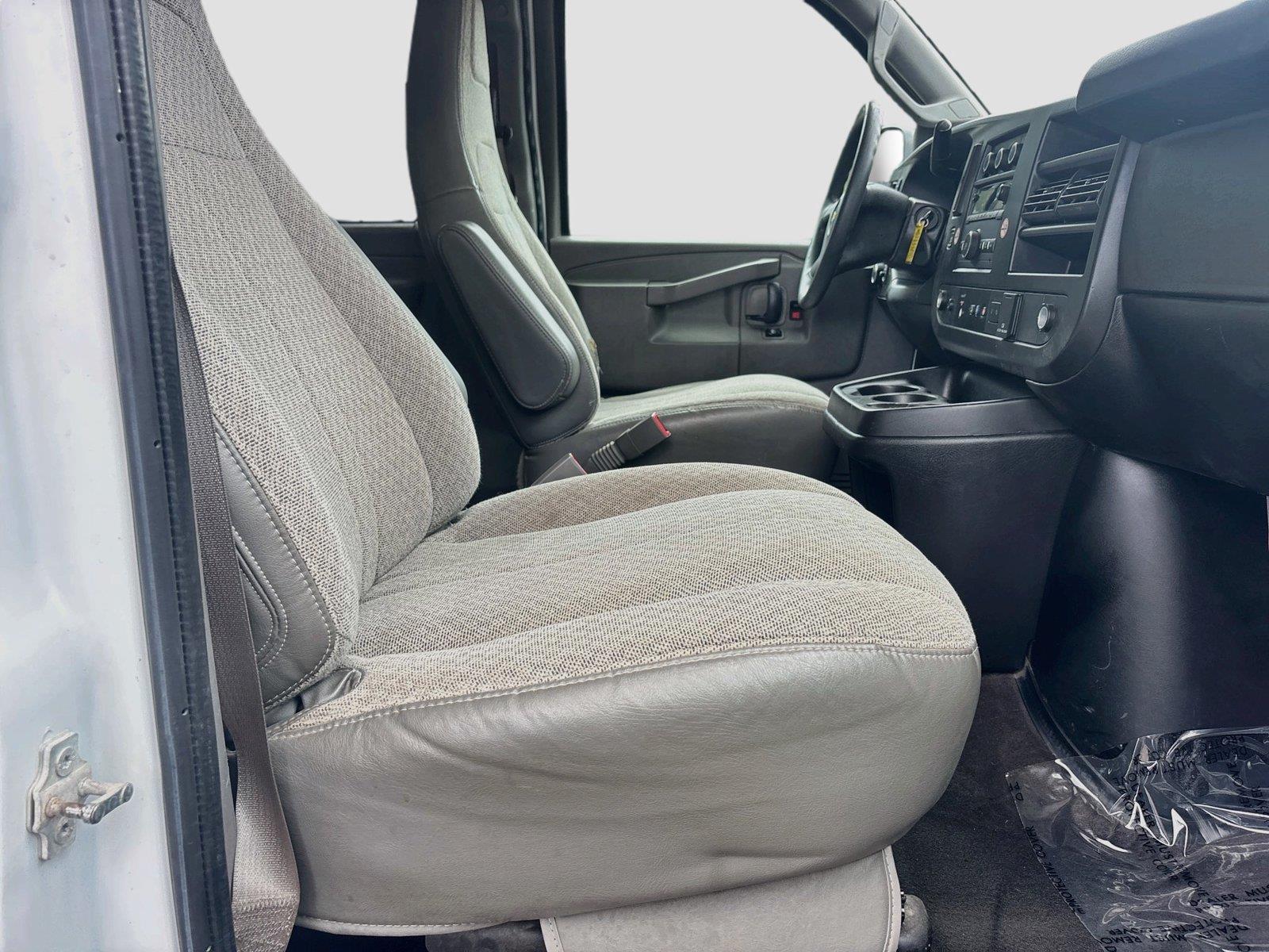 2020 Chevrolet Express Passenger LT