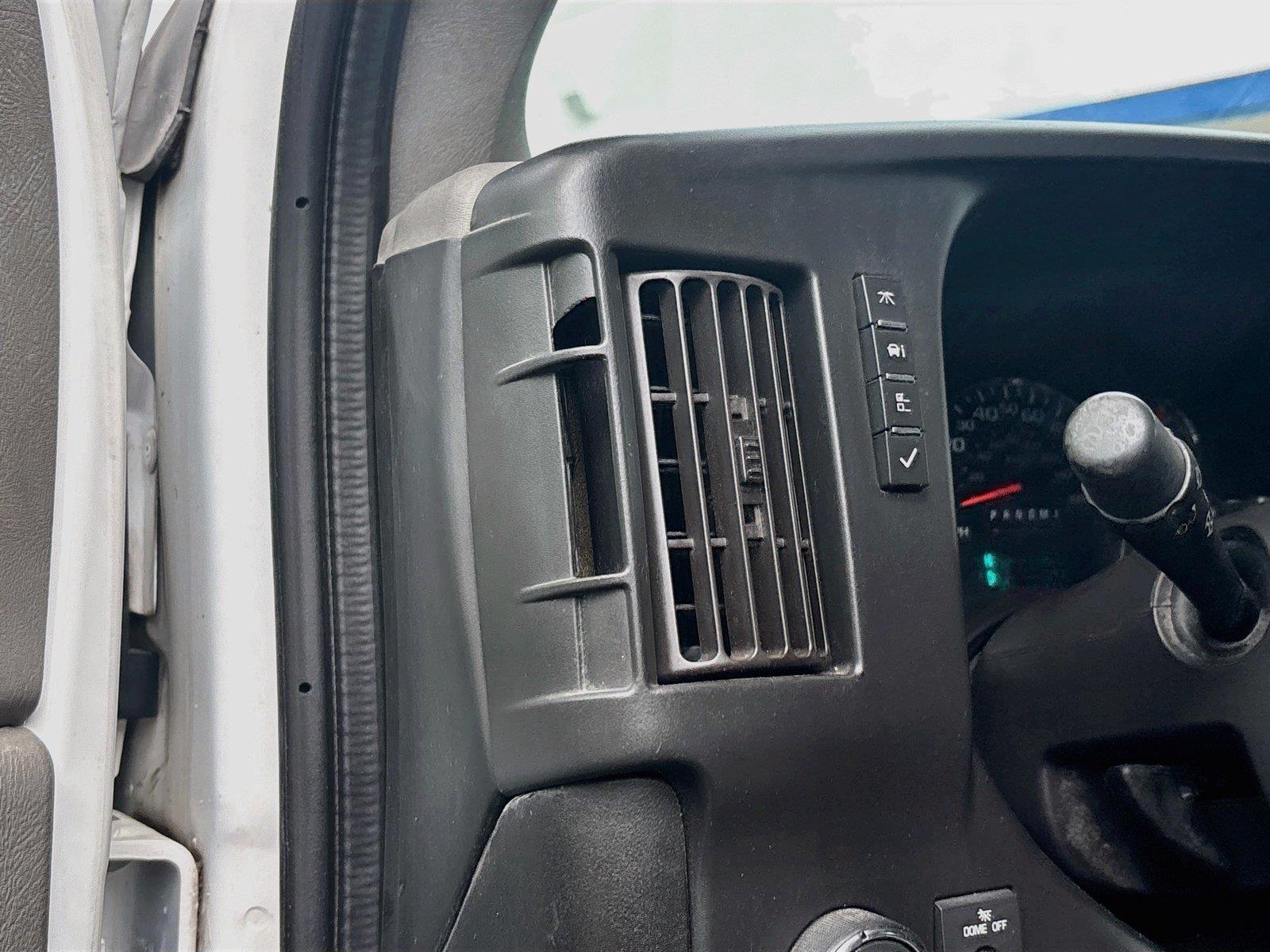 2020 Chevrolet Express Passenger LT