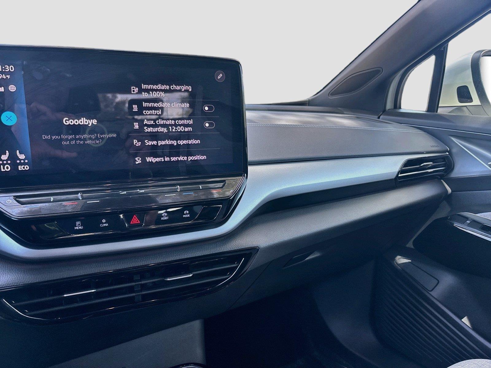 2023 Volkswagen ID.4 Pro