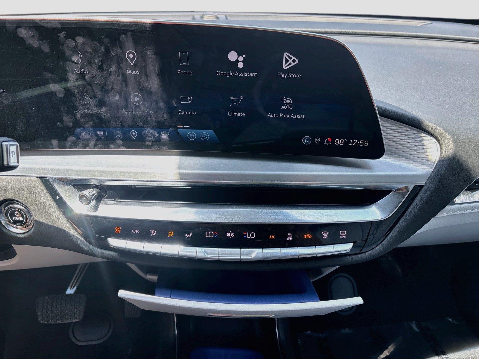 2024 Cadillac LYRIQ Luxury