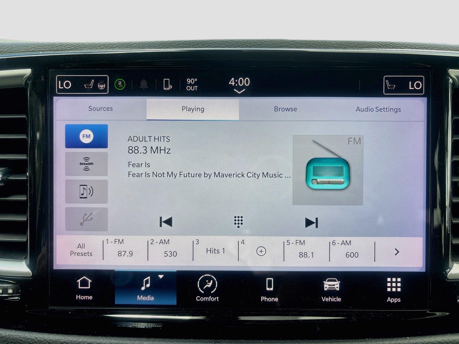 2023 Chrysler Pacifica Touring L