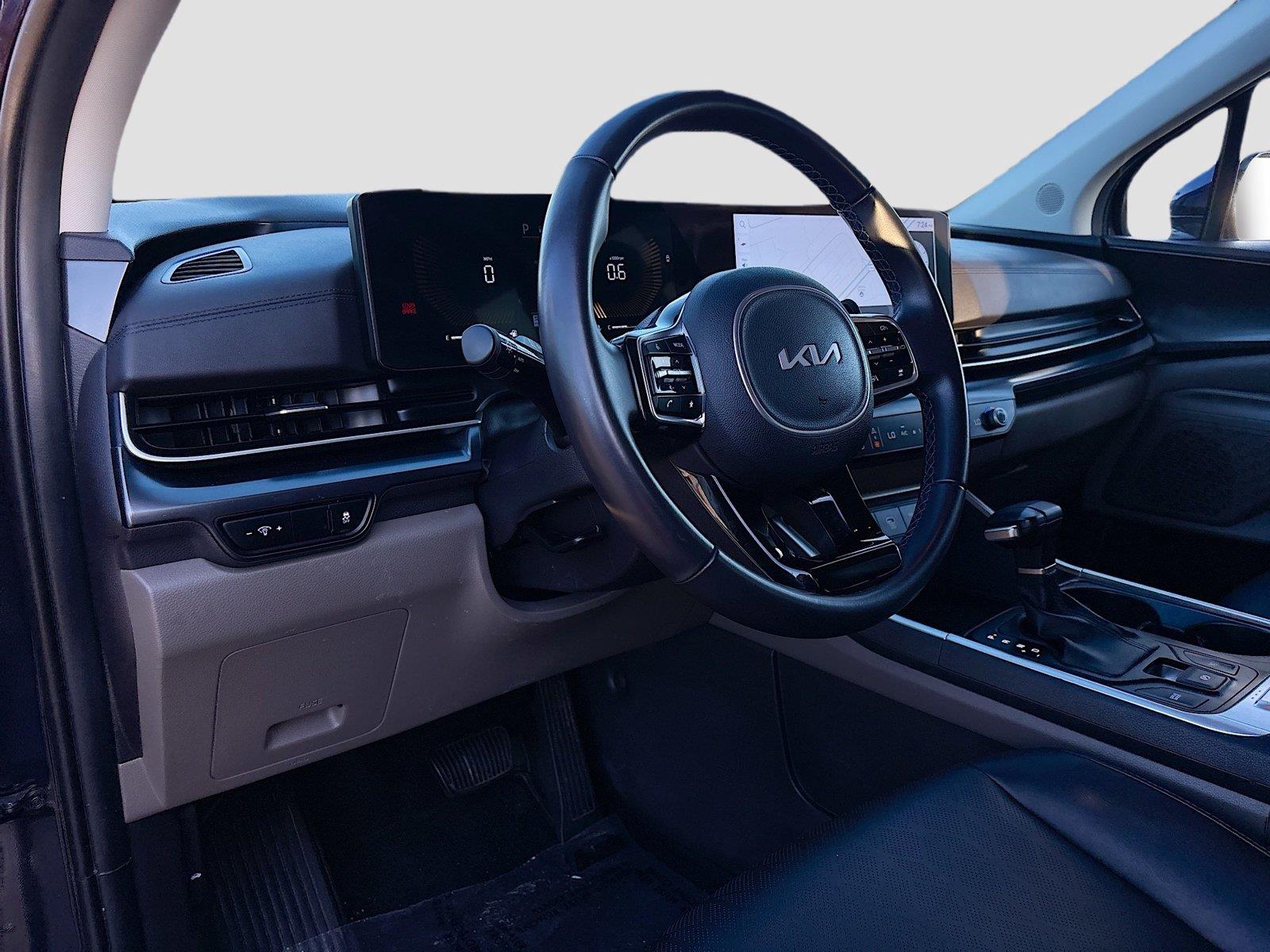 2025 Kia Carnival LXS