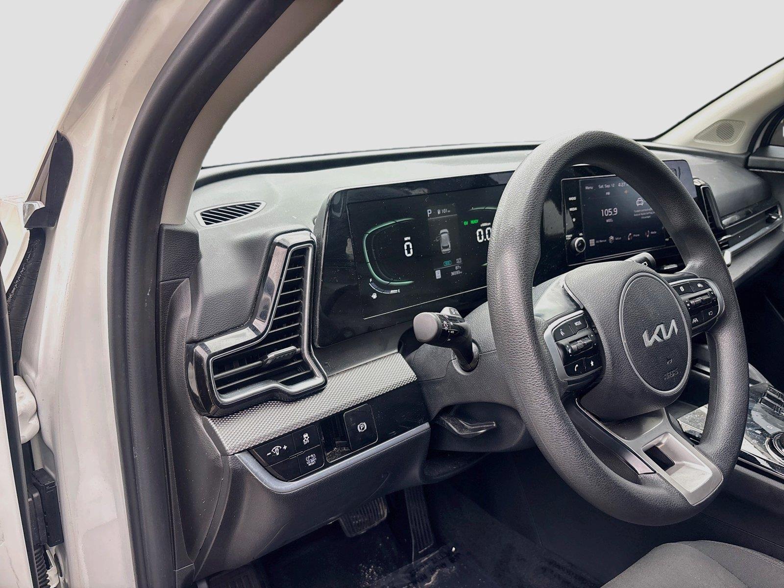 2023 Kia Sportage Hybrid LX