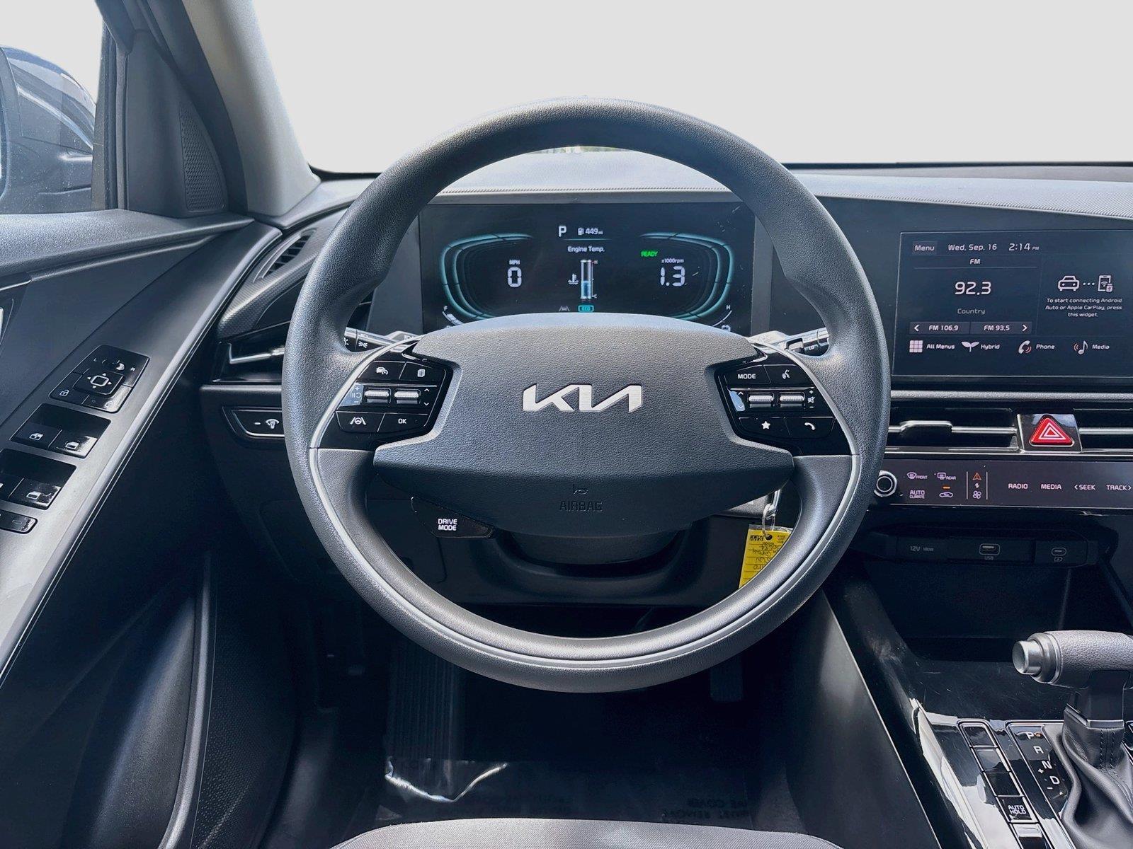 2025 Kia Niro LX