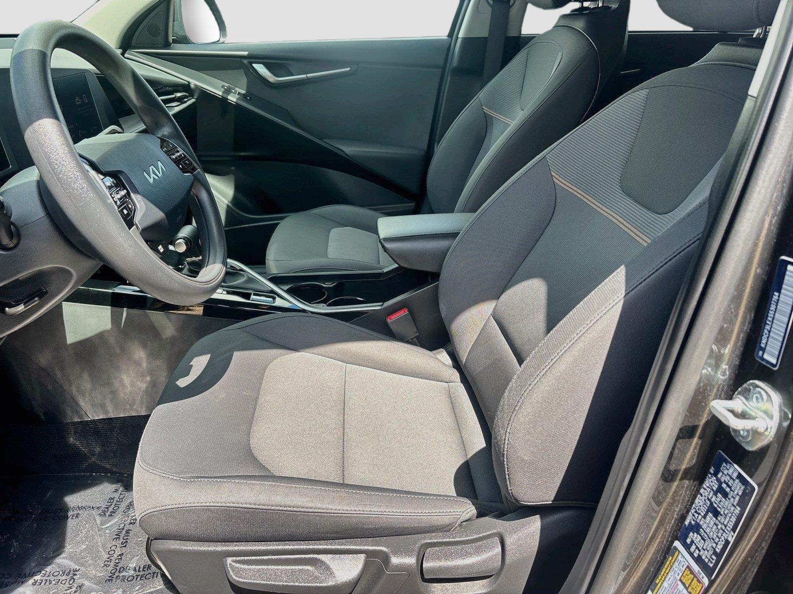 2025 Kia Niro LX