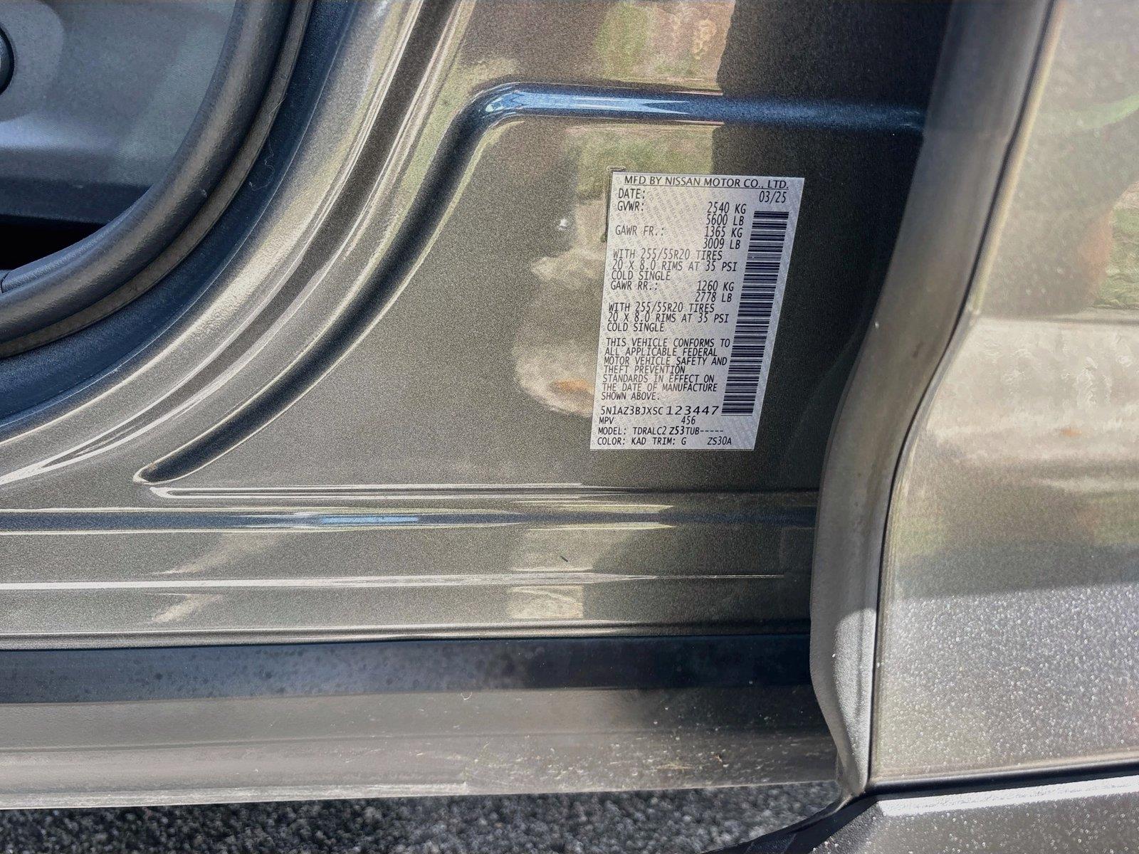 2025 Nissan Murano SV