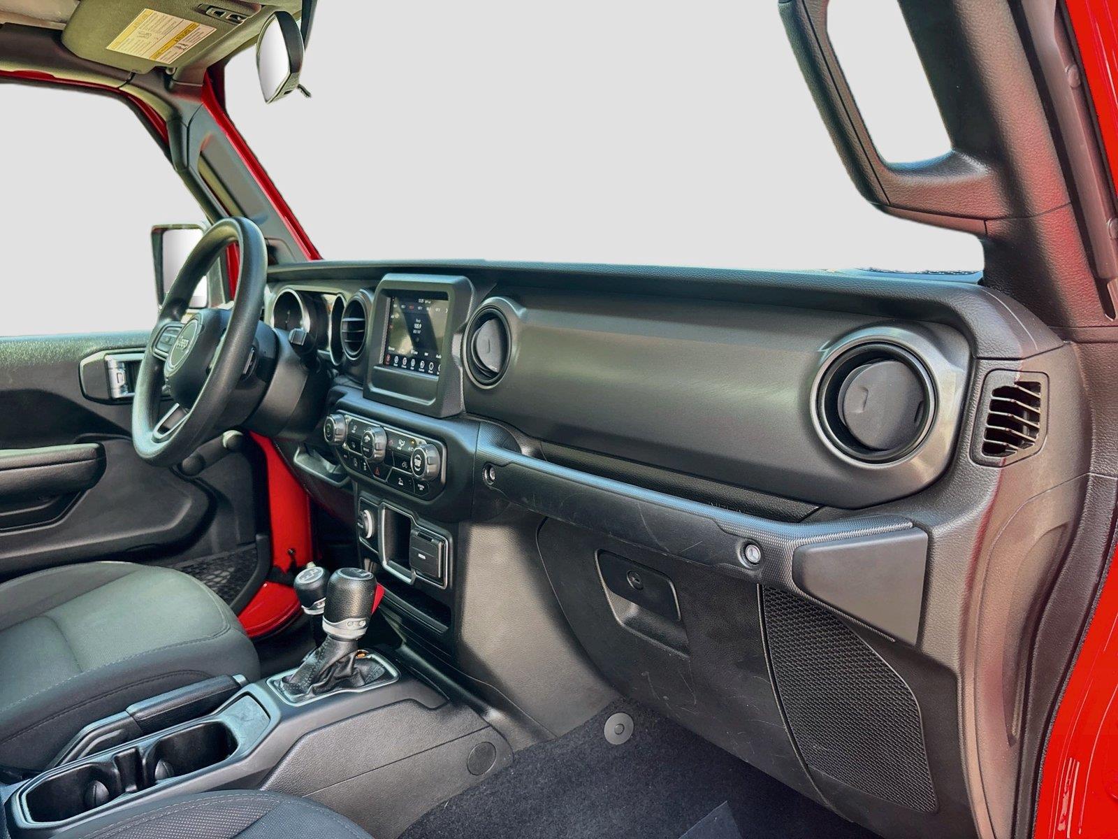 2023 Jeep Gladiator Sport