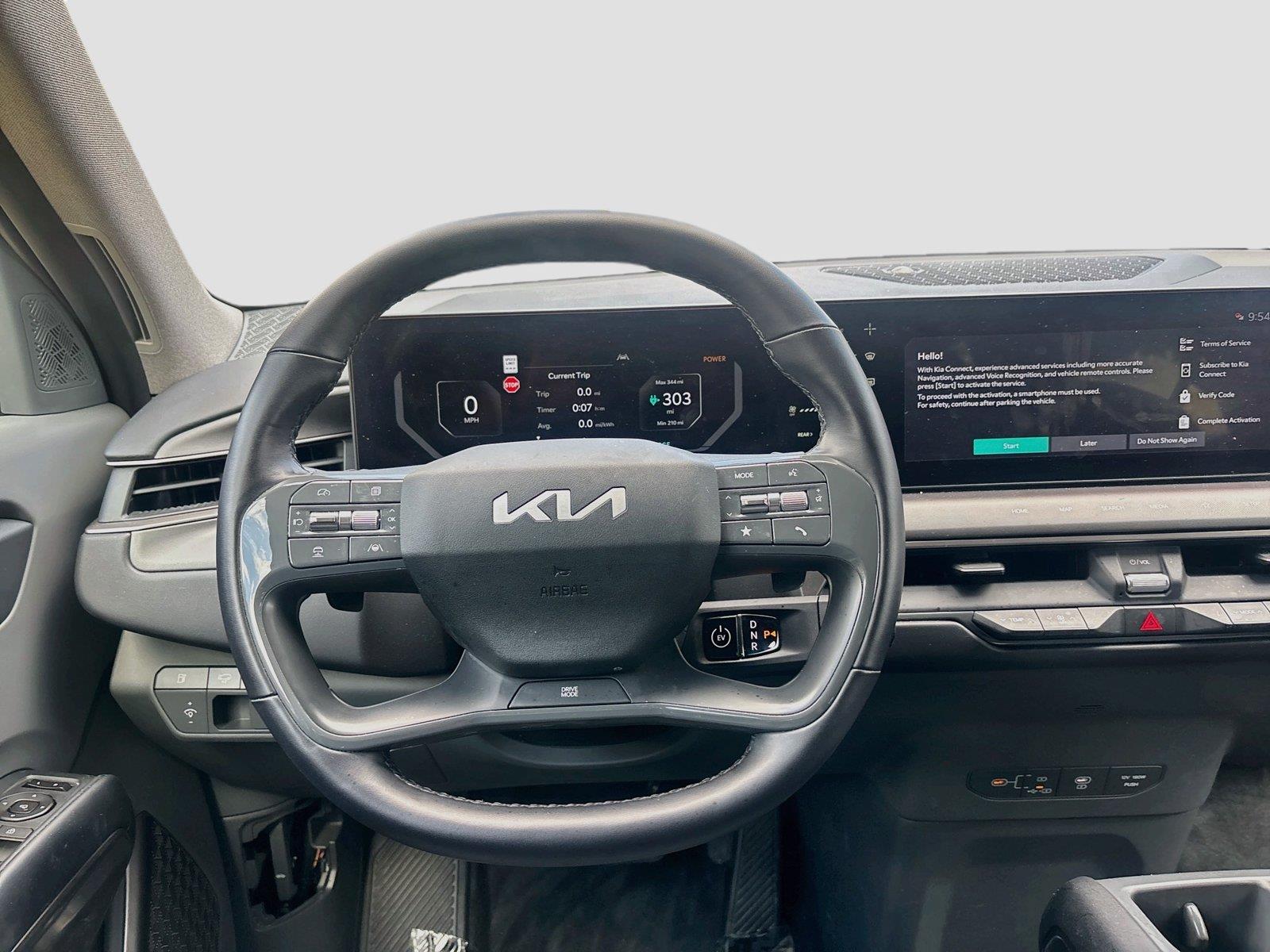 2024 Kia EV9 Light Long Range