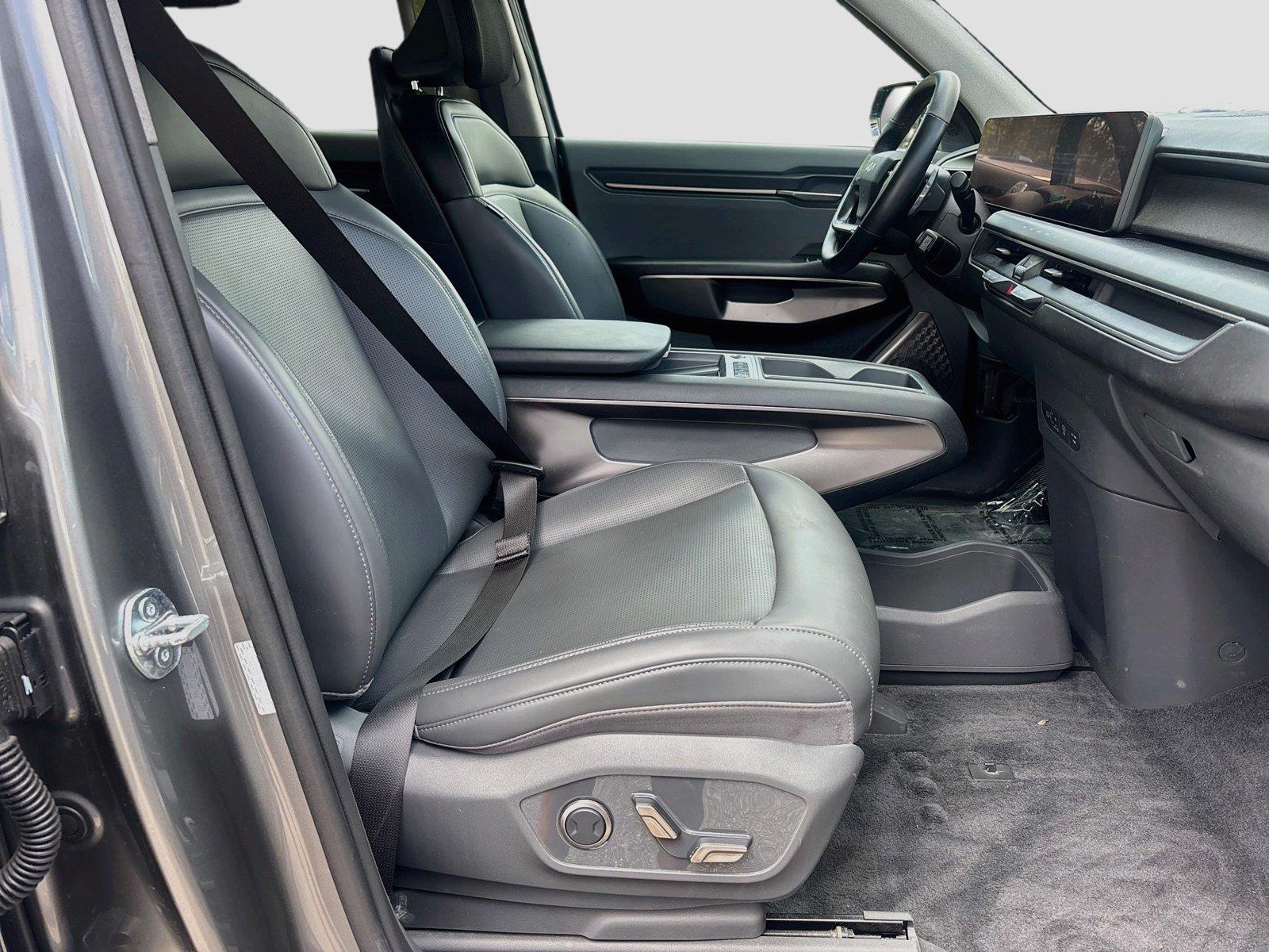 2024 Kia EV9 Light Long Range