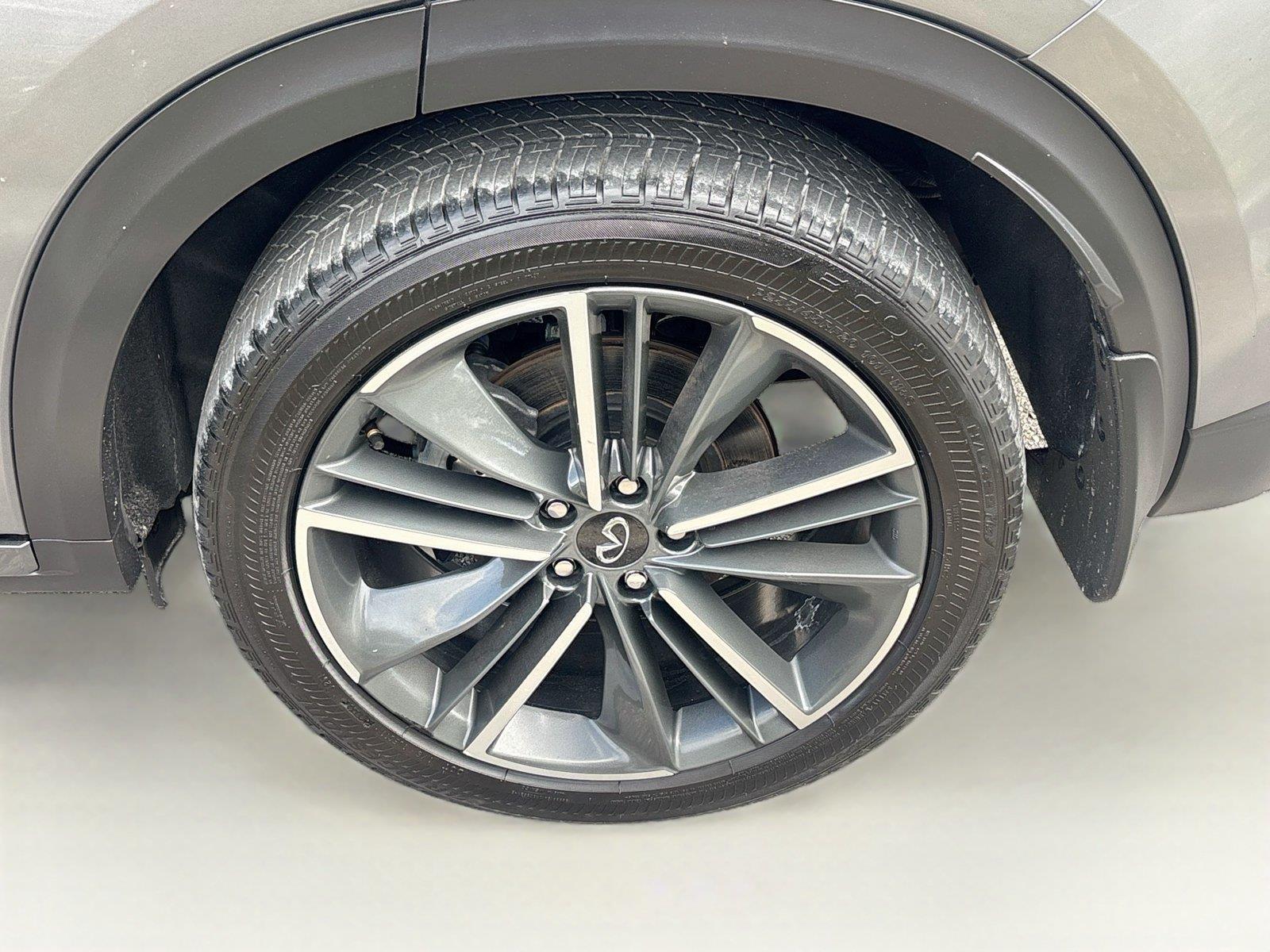 2023 INFINITI QX55 LUXE