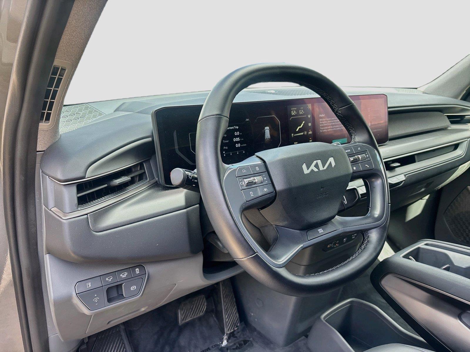 2024 Kia EV9 Light Long Range