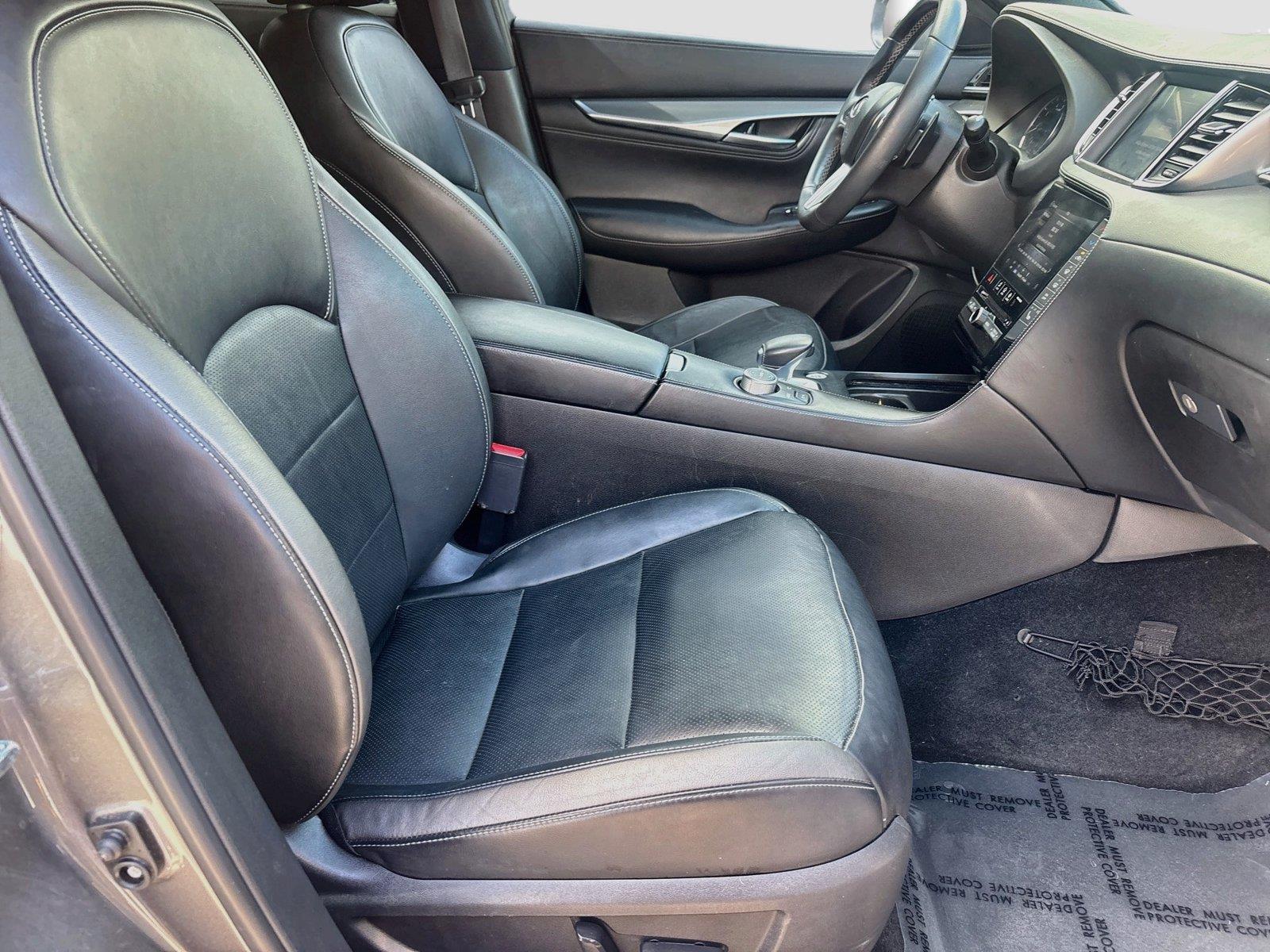 2023 INFINITI QX55 LUXE