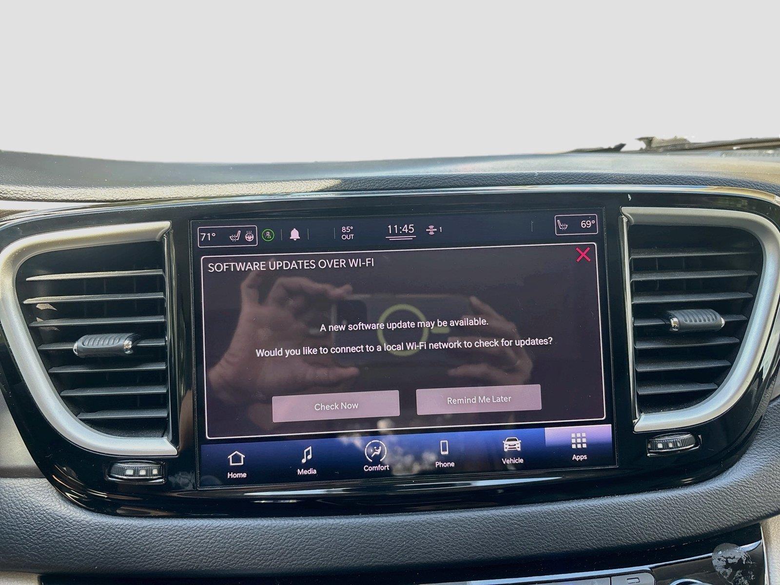 2021 Chrysler Pacifica Touring L