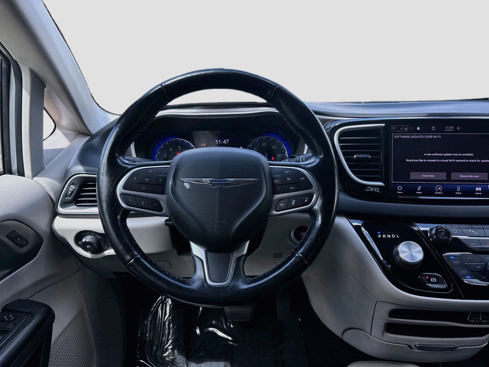 2021 Chrysler Pacifica Touring L