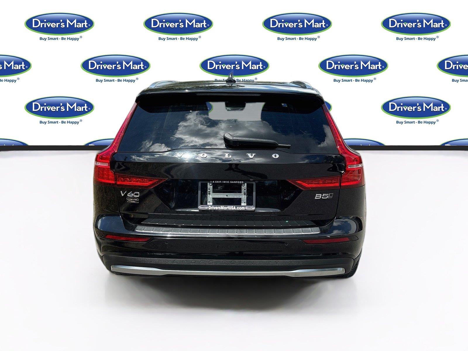2025 VOLVO V60 CROSS COUNT