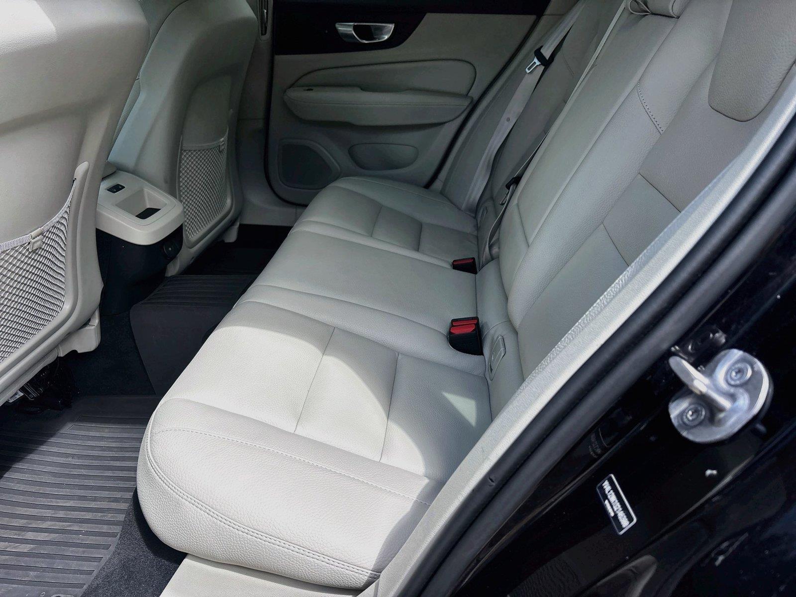 2025 VOLVO V60 CROSS COUNT