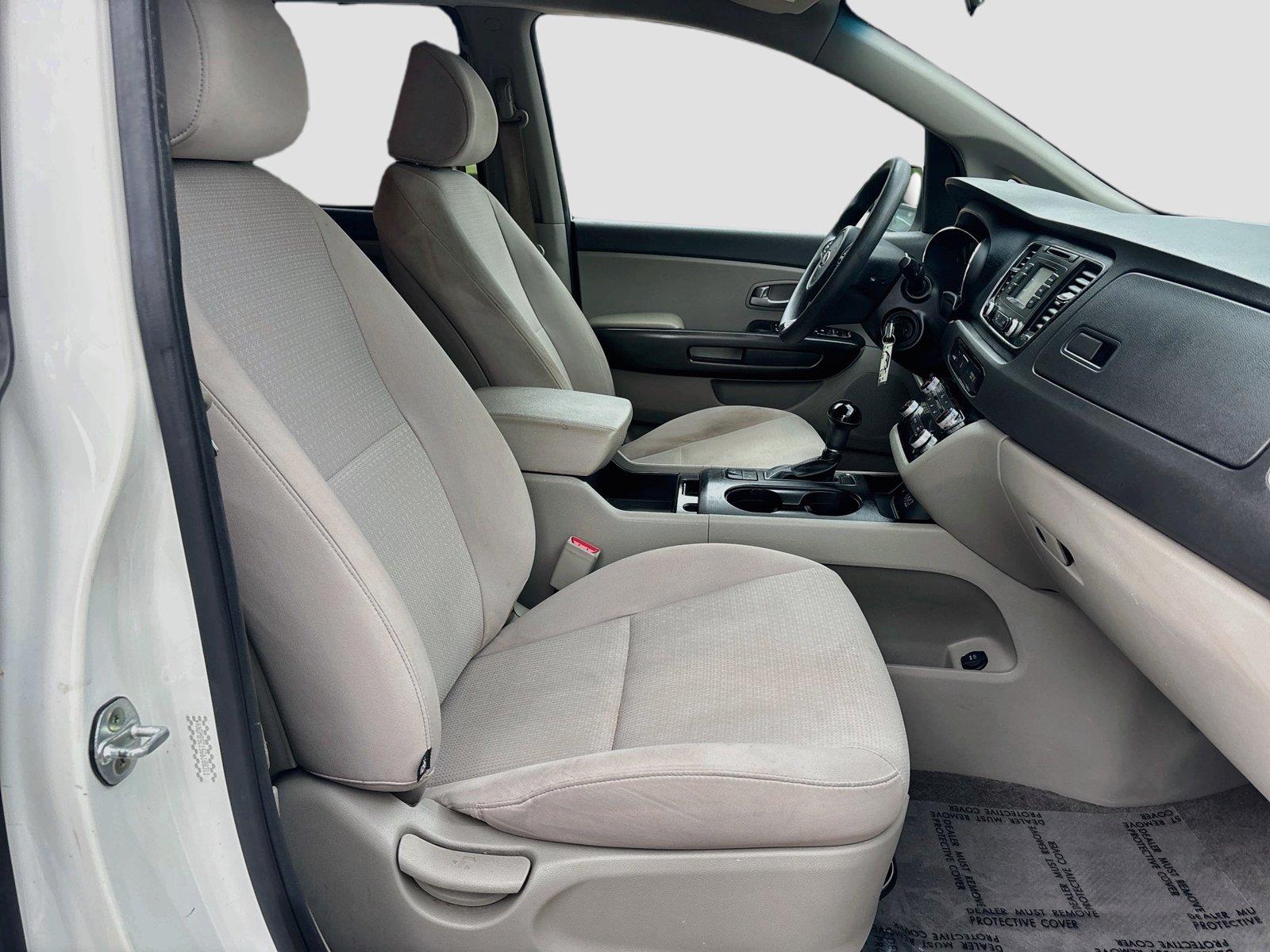 2016 Kia Sedona LX