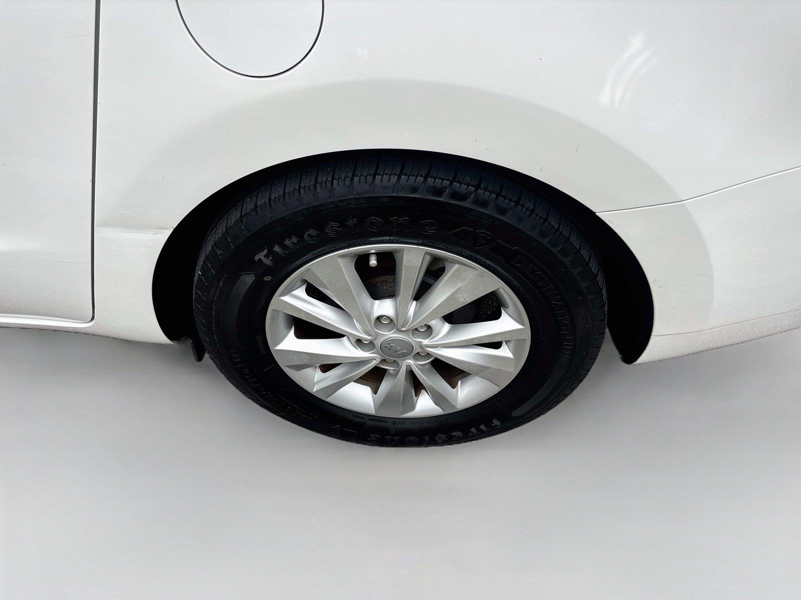 2016 Kia Sedona LX