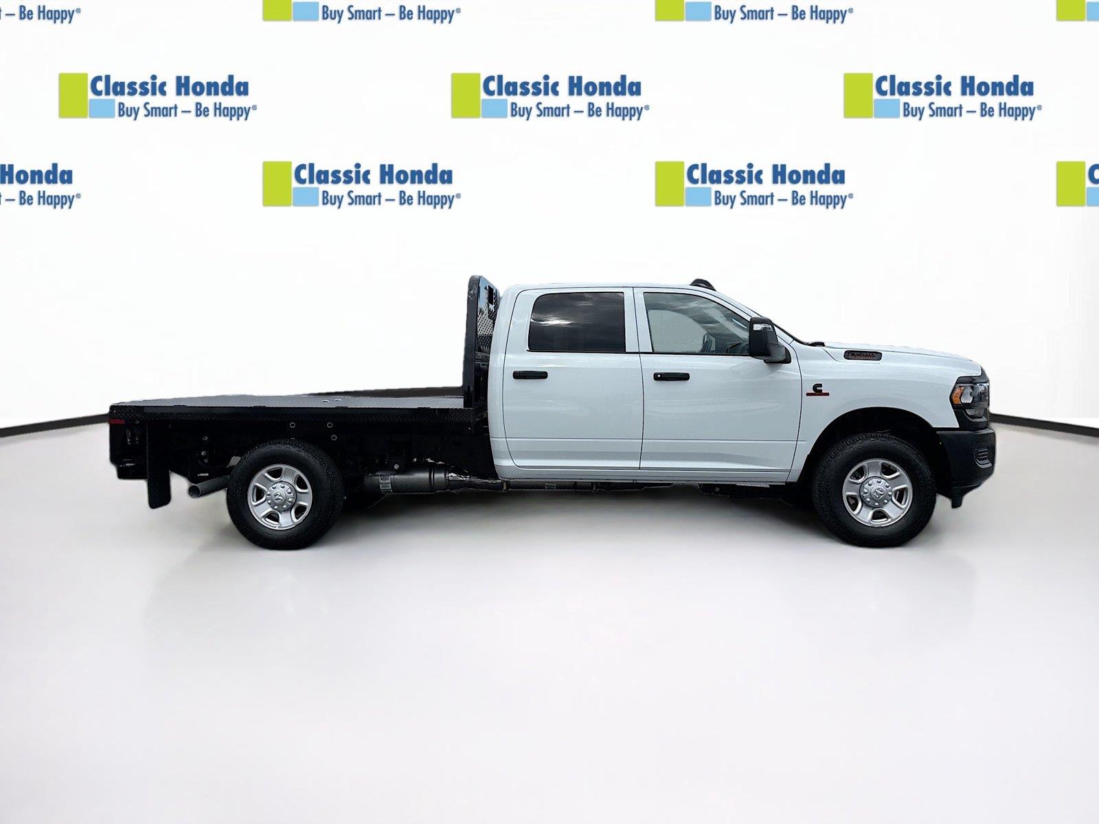 2024 Ram 3500 Chassis Cab Tradesman